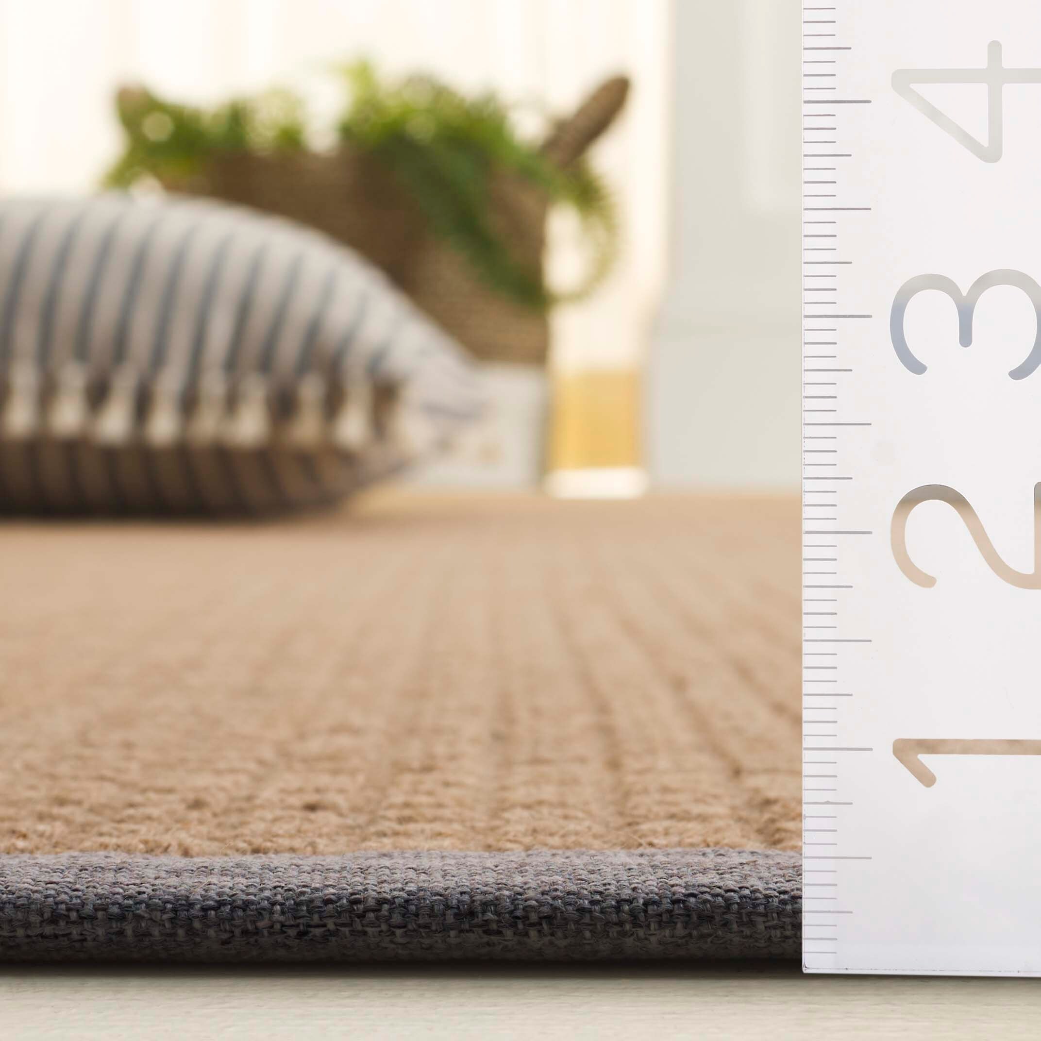 Safavieh NF144T-28 rugs - View #4