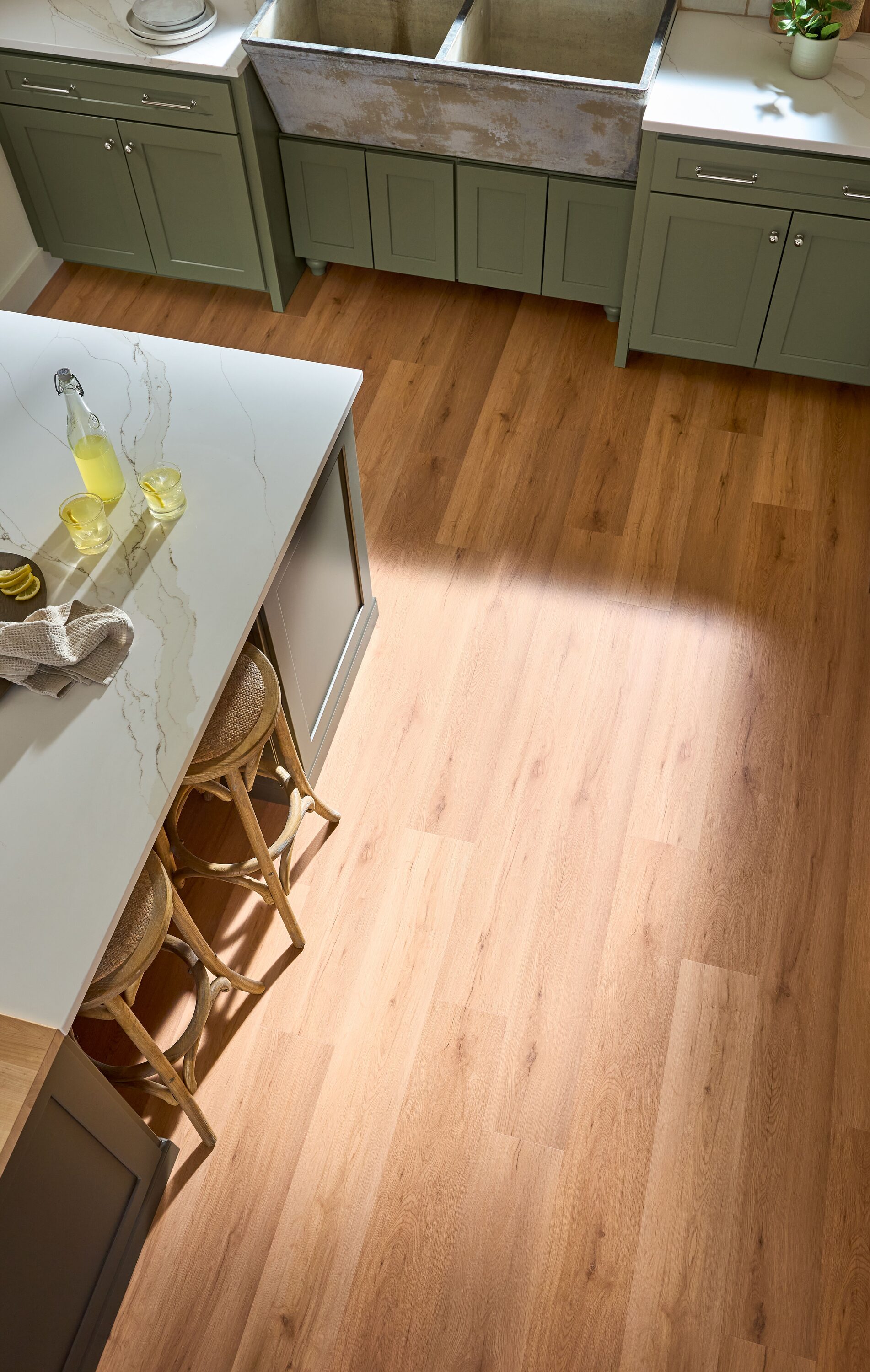 Armstrong Flooring 27AH7204 Vinyl-Plank - View #4