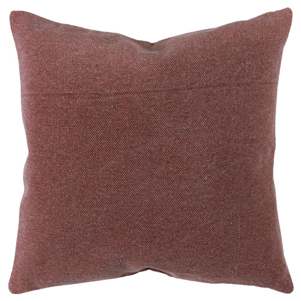 Rizzy Home T17892 Poly filled pillow 22-in x 22-in Rust Square Indoor Decorative Pillow