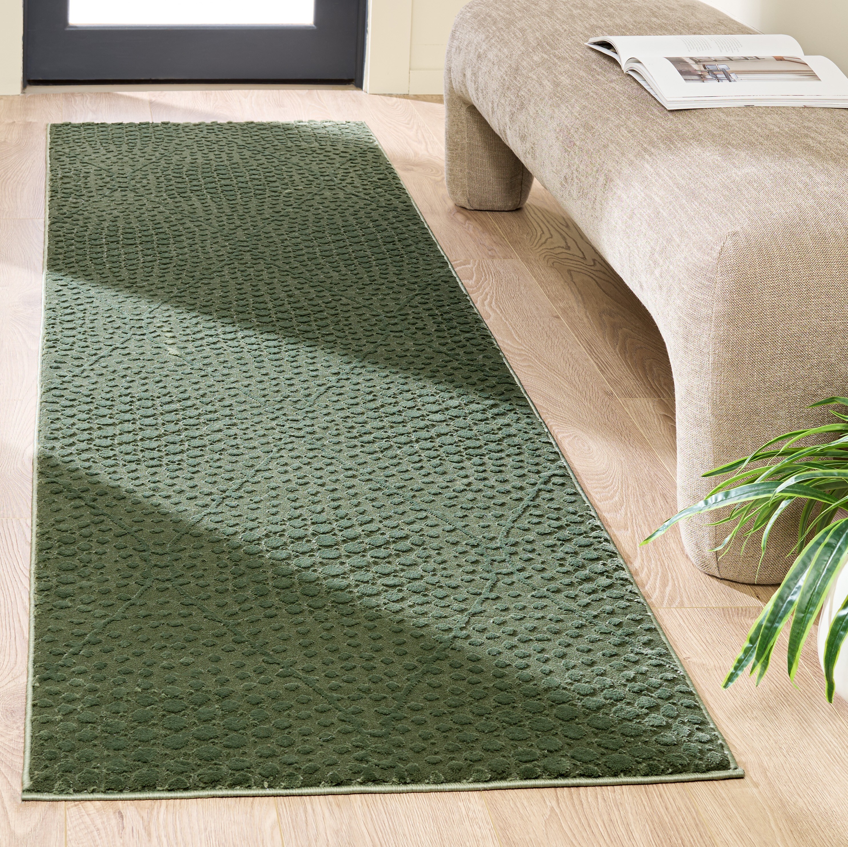 Safavieh REV108Y-28 rugs - View #2