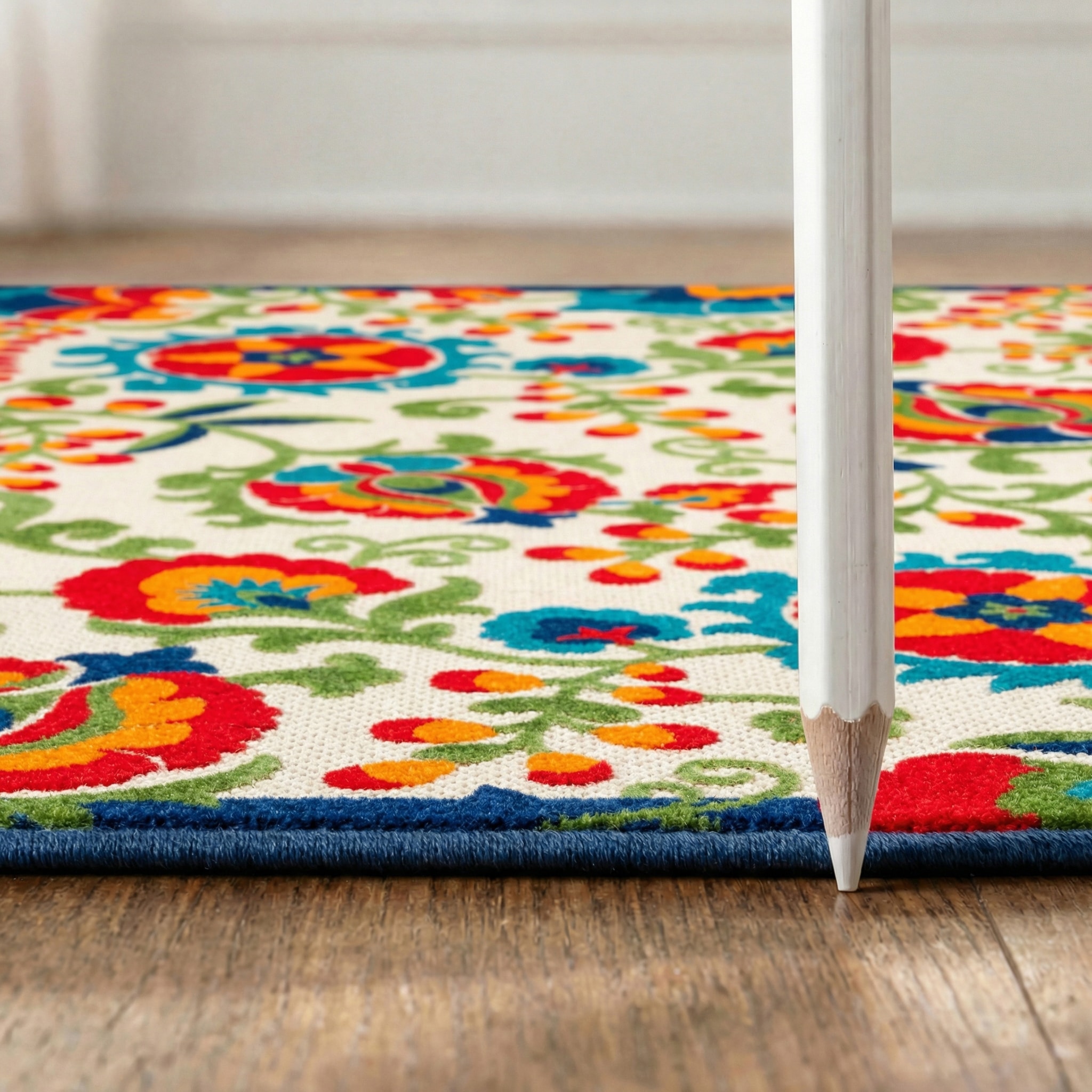 Nourison Aloha 7 X 10 (ft) Multicolor Indoor/Outdoor Floral