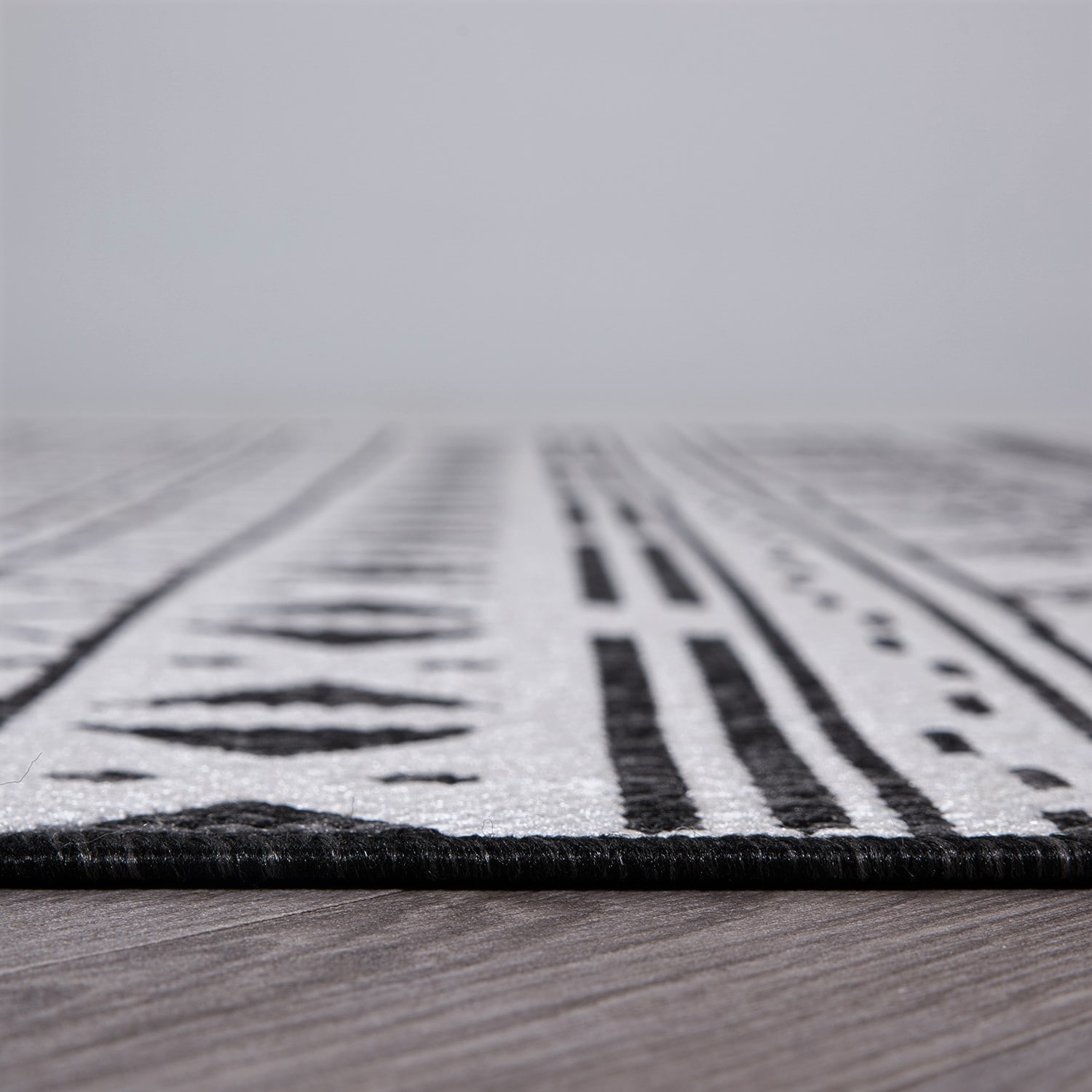 World Rug Gallery 122BLACK8X10 rugs - View #4