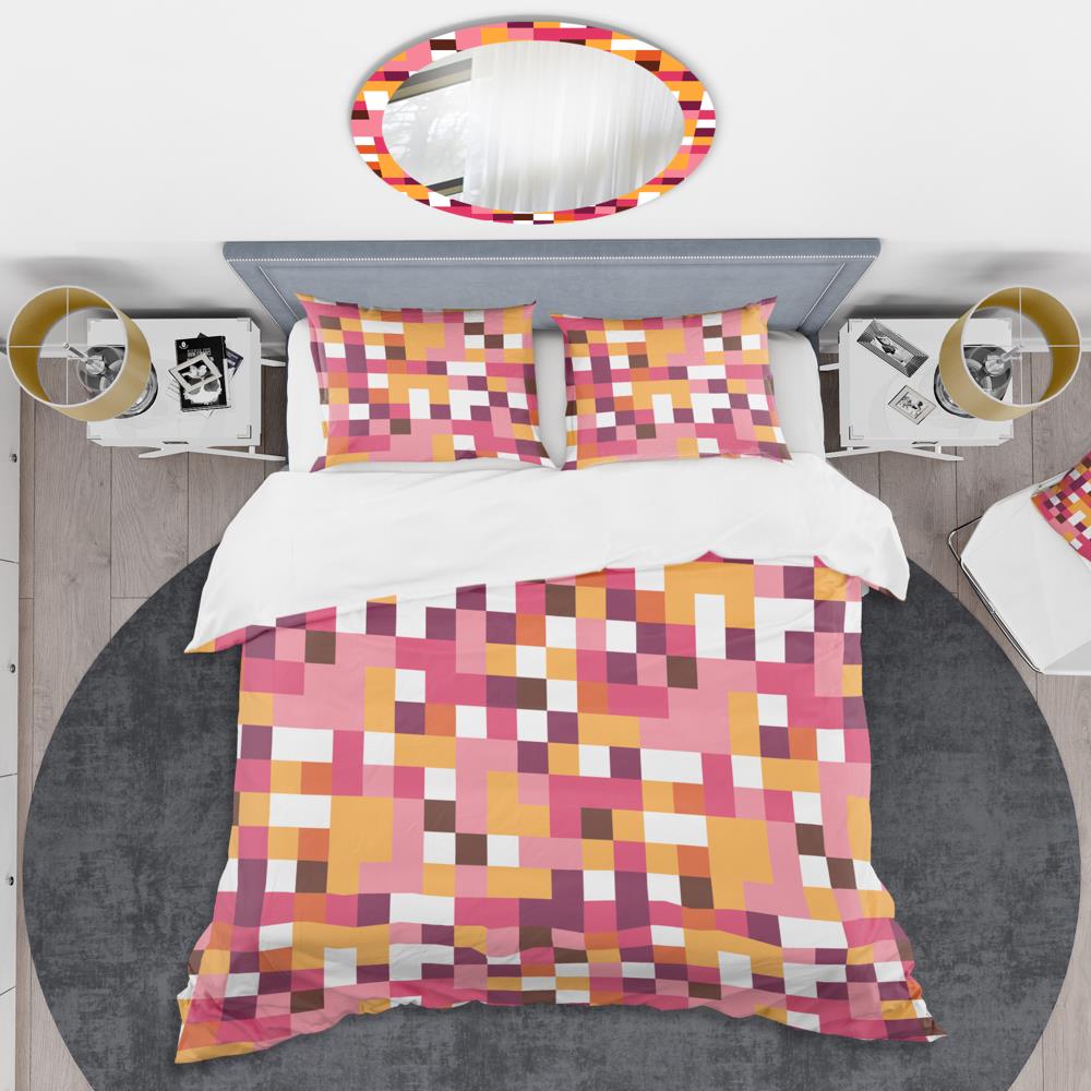 Retro Geometric Pink and Gray Microfiber Full/Queen Duvet Cover Set