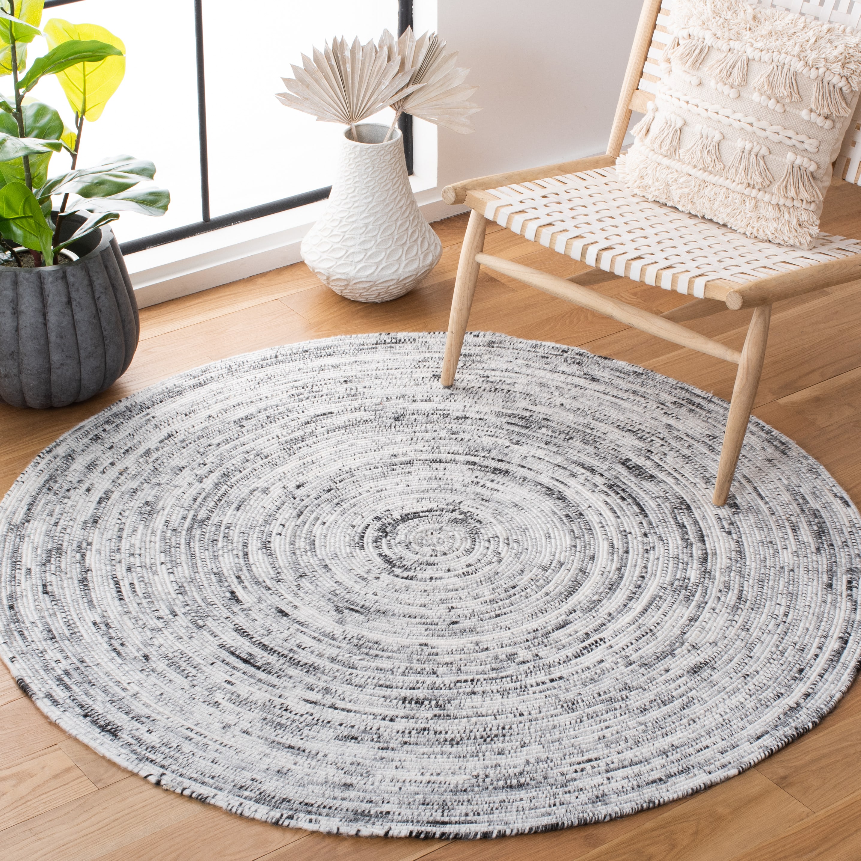  Braided 270 Ivory/Black Contemporary 5ft x 5ft Round Rug