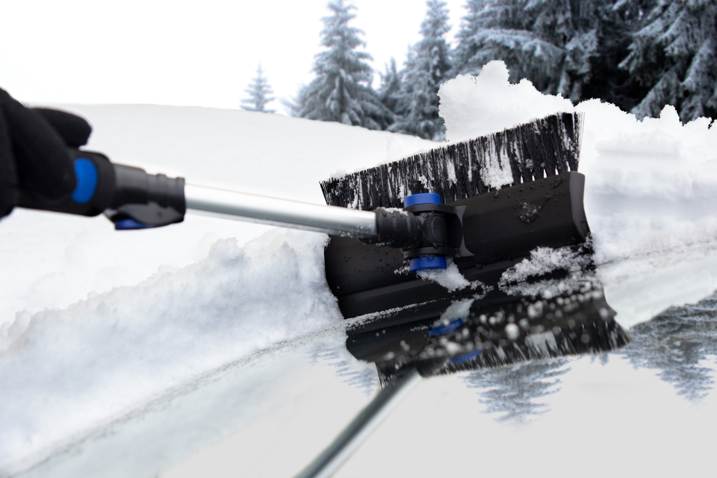 Subzero 80052 52 Extension Quick-Release Handle Ice Scraper and Pivoting Snow Broom