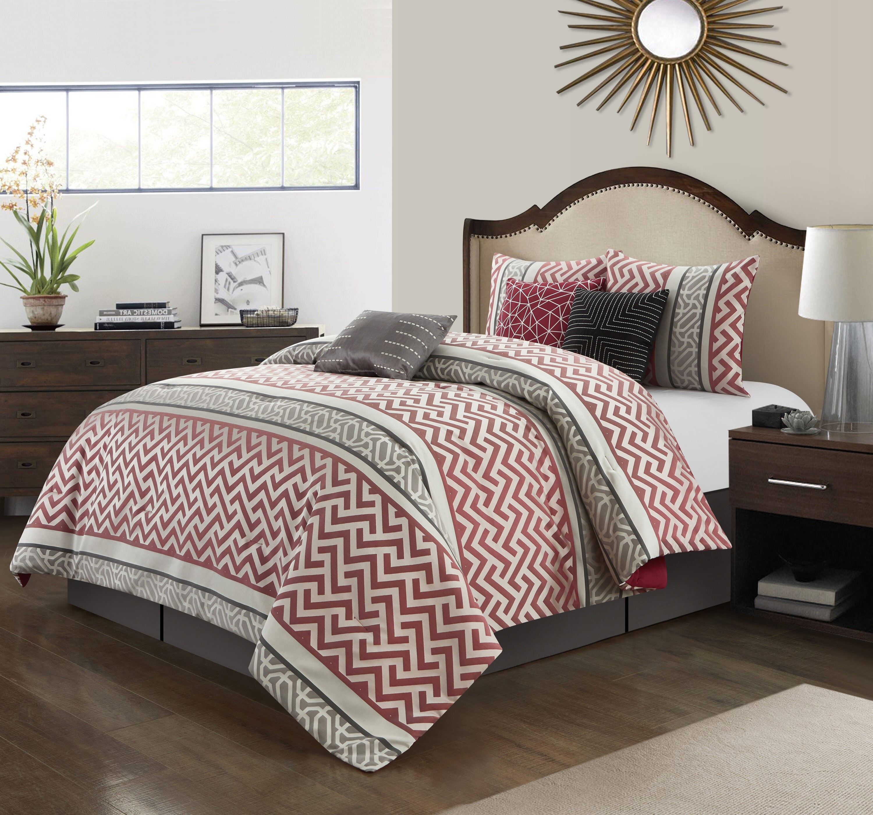 Grand Avenue 7-Piece Multi California King Comforter Set in the