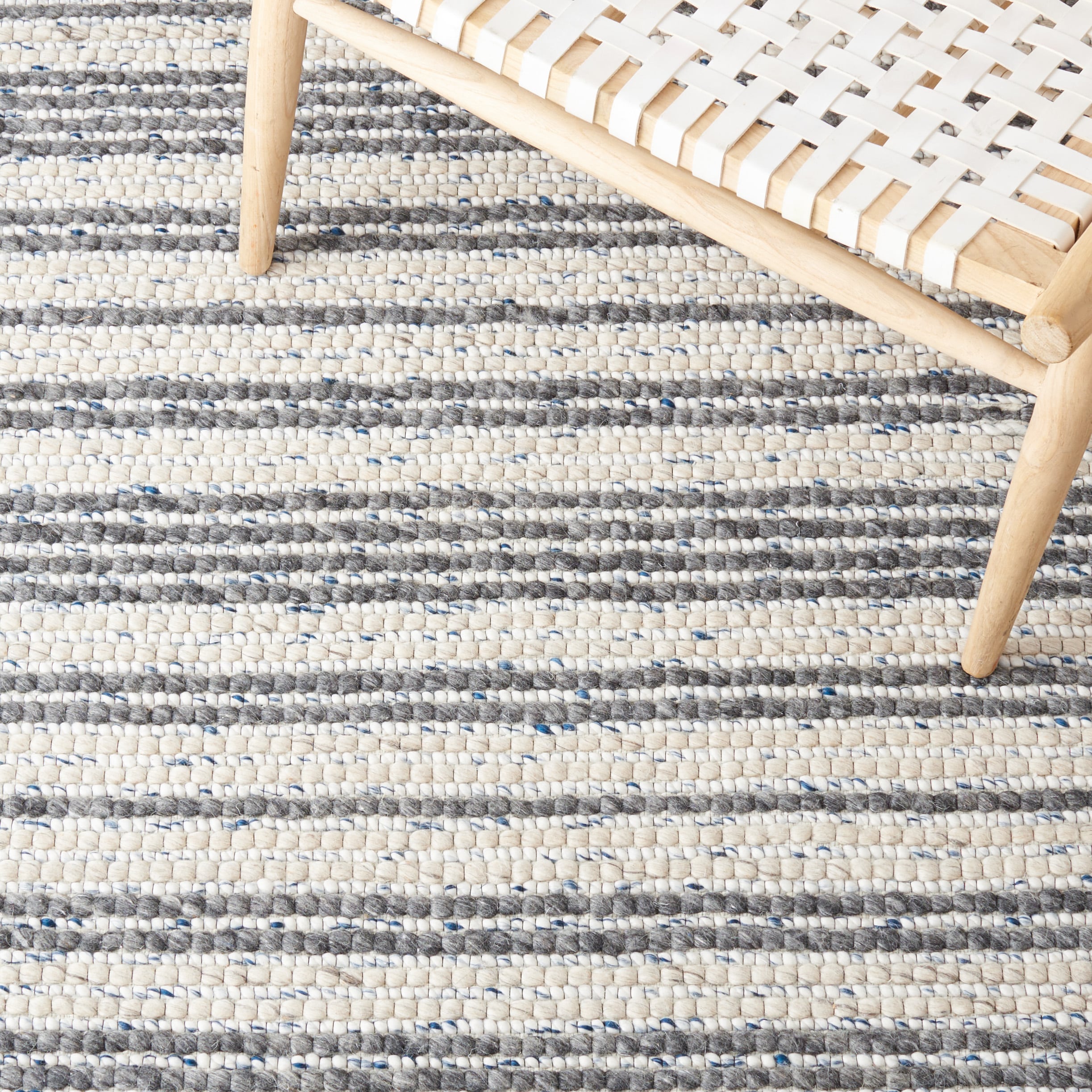 Ivory and Gray Handwoven Flatweave Wool Area Rug