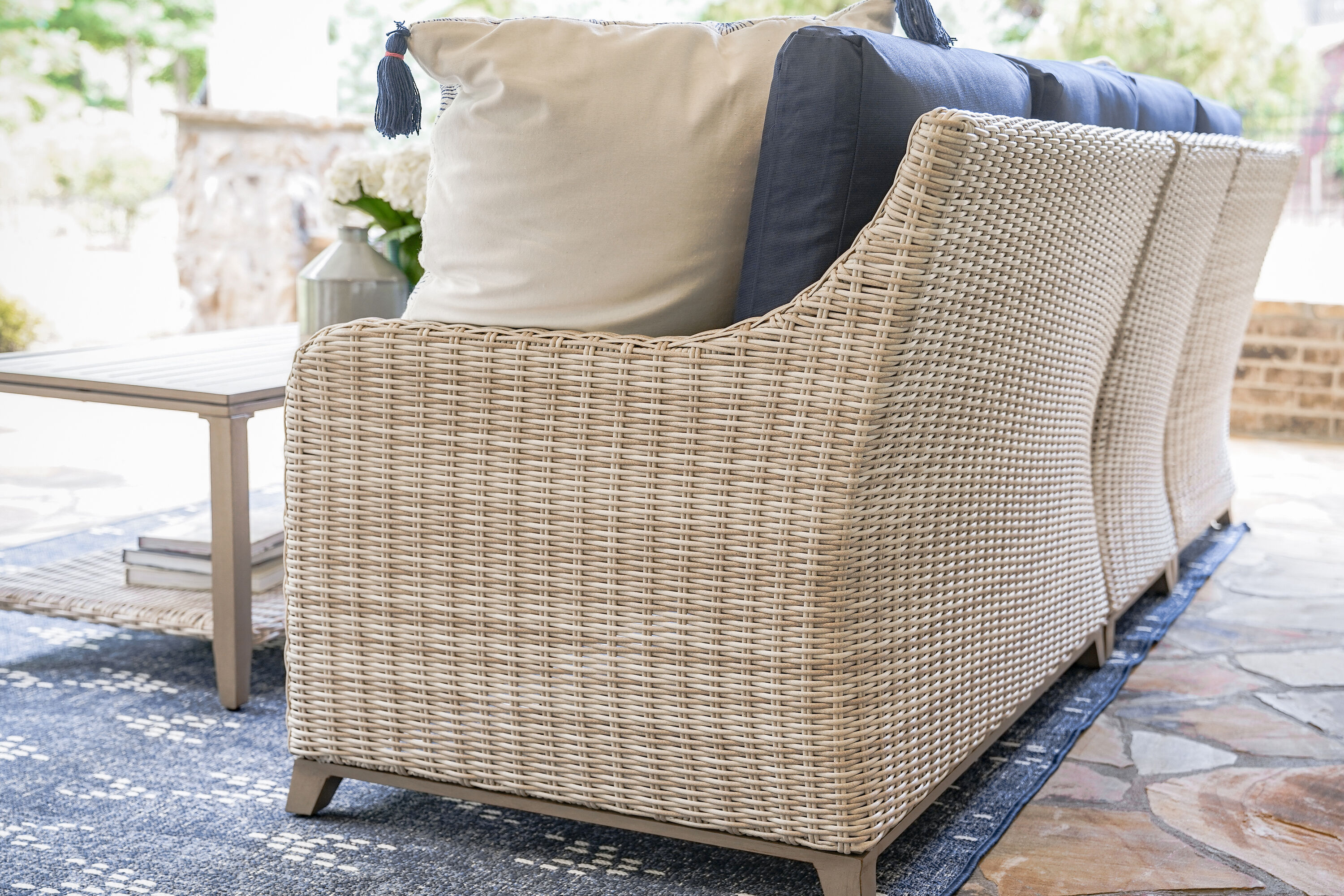 Leisure Made 483729-NVY Patio-Sofas-Daybeds - View #5