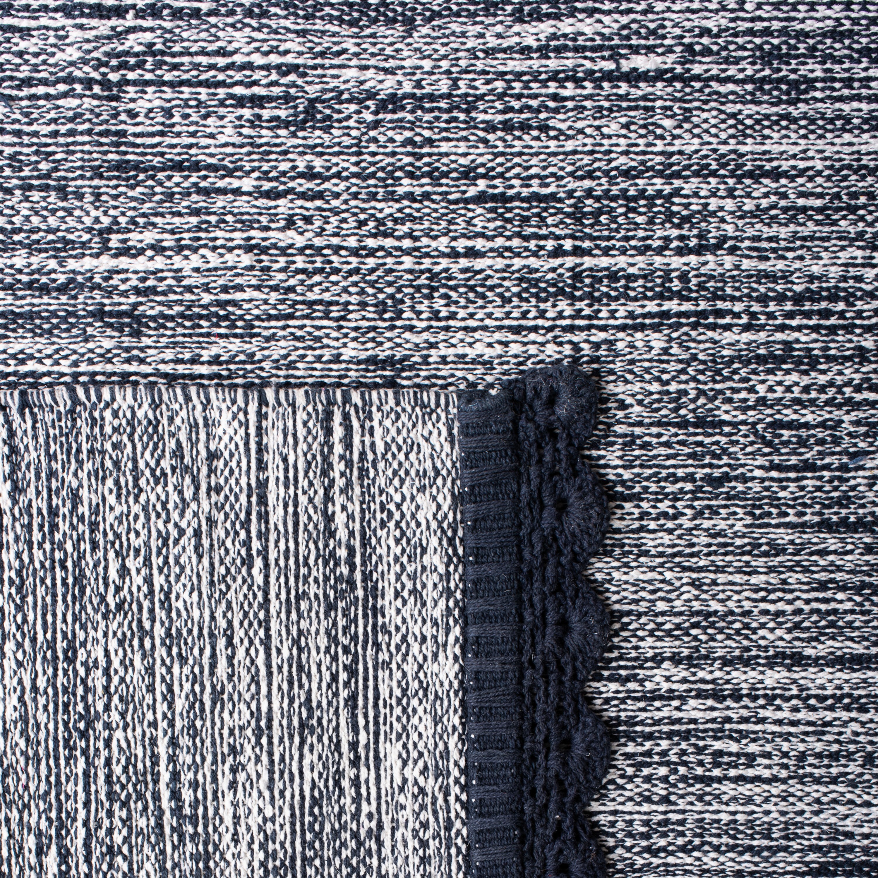 Safavieh MTK615C-3 rugs - View #6