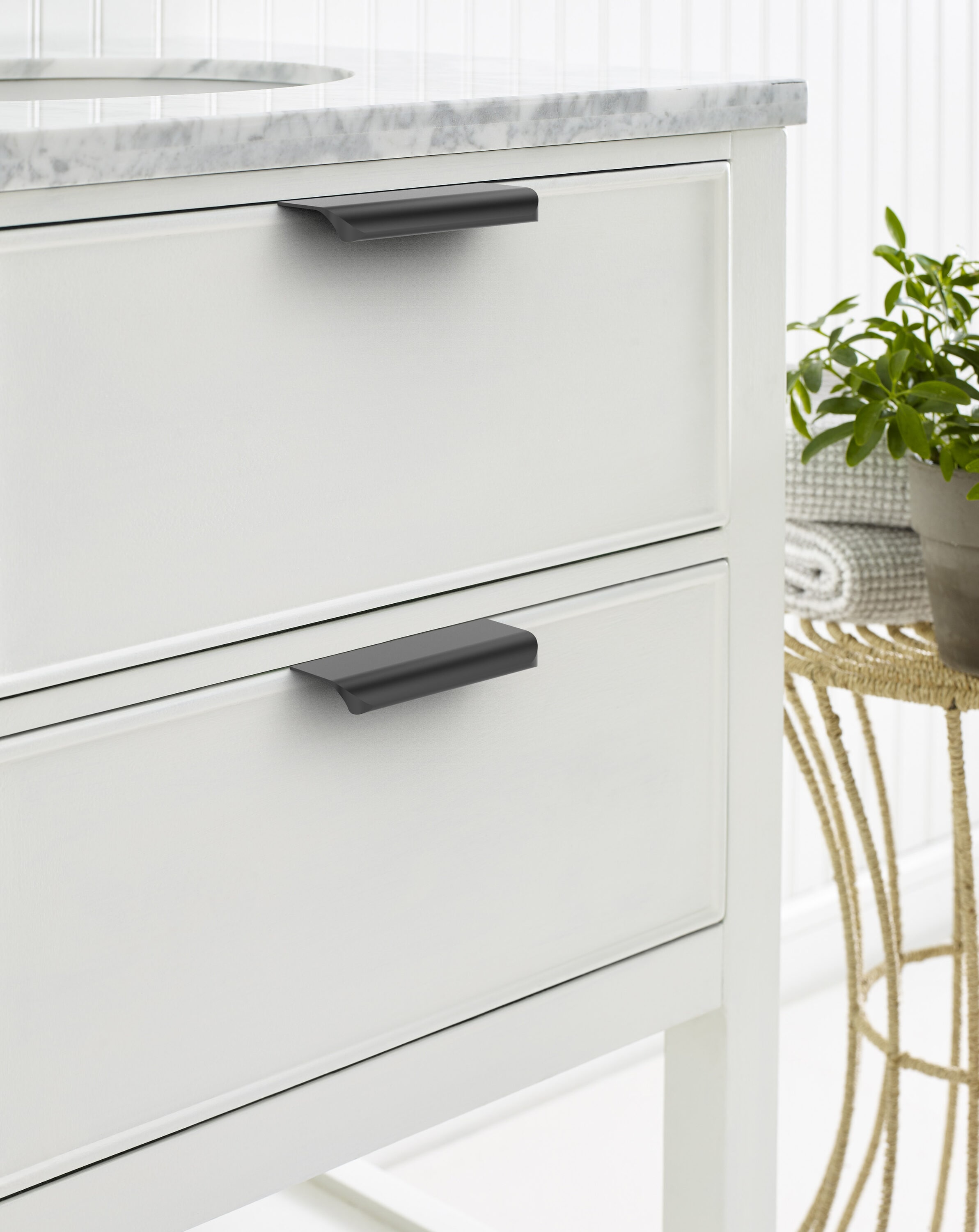 Amerock 10VMP37202MB Cabinet-Pulls - View #2