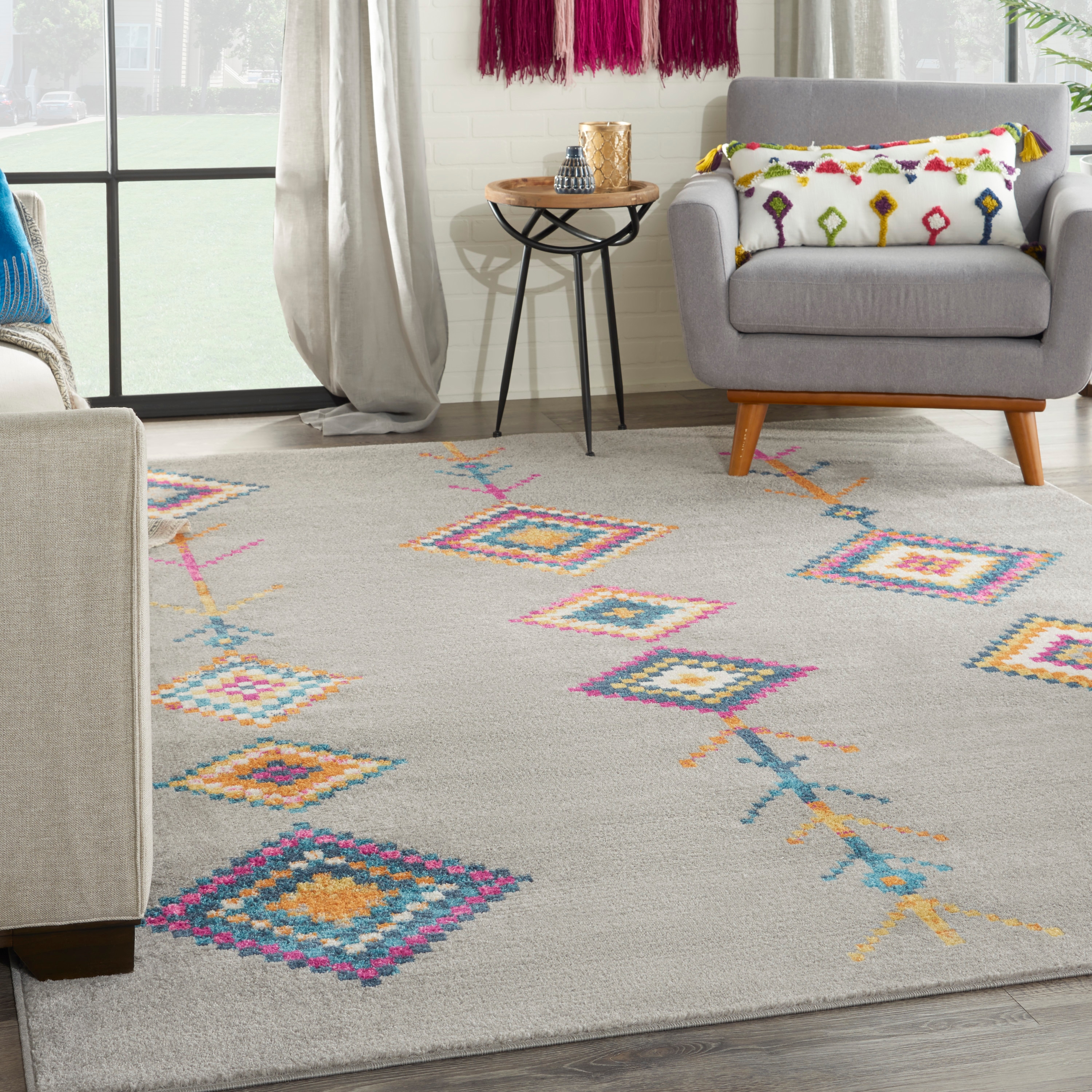Grey and Multicolor Geometric Synthetic 6'7" x 9'6" Area Rug