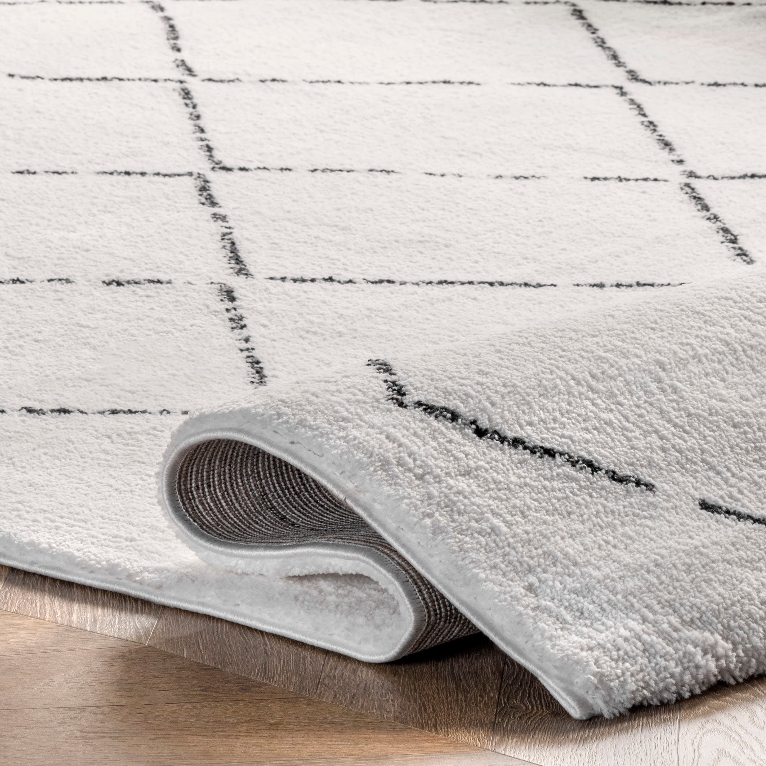 Corinth Modern Beige Handcrafted Shag Area Rug, 3' x 5'