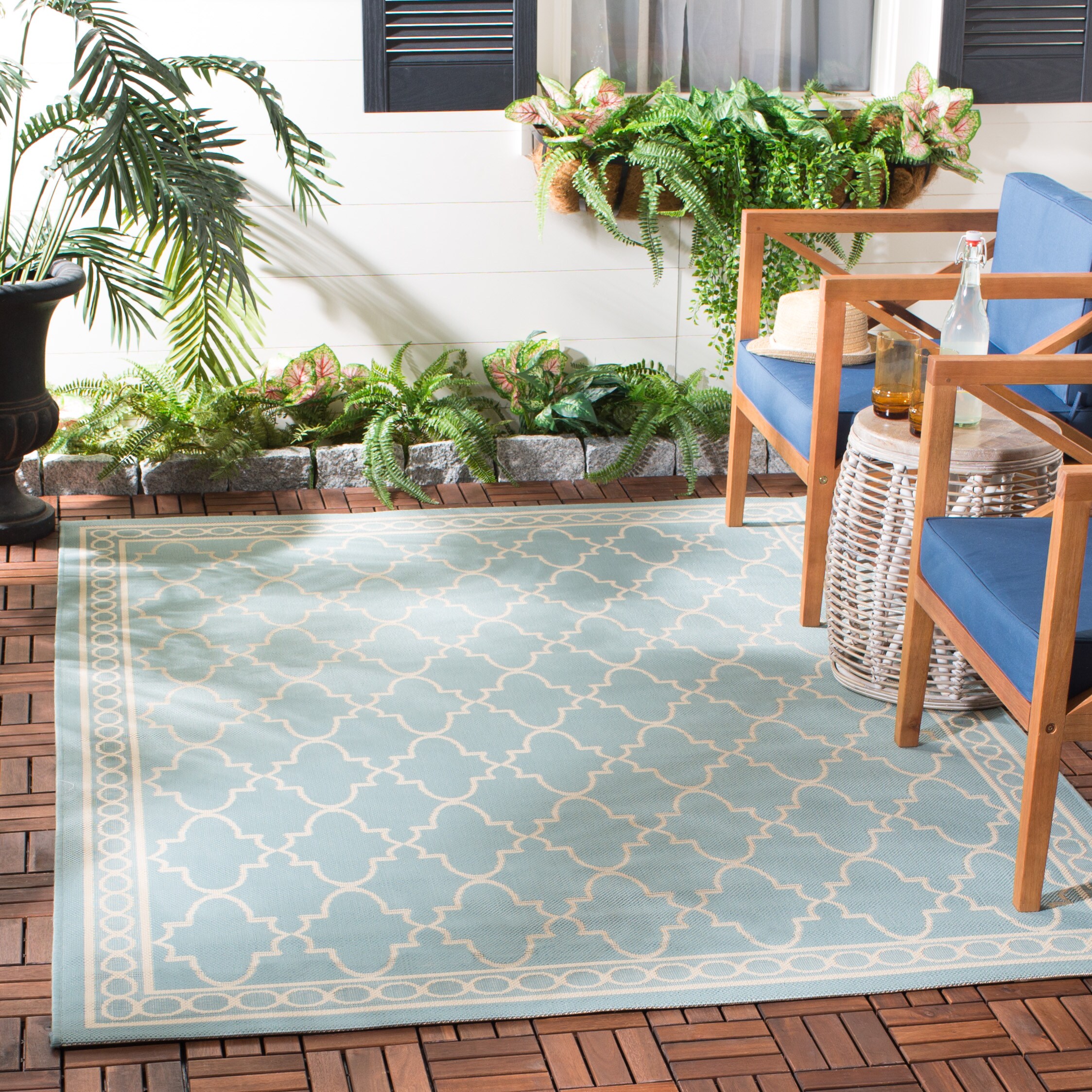 Safavieh CY5142-223-4 Courtyard Arabesque 4 x 6 (ft) Loomed Polypropylene Aqua/Beige Rectangular Indoor/Outdoor Trellis Coastal Area rug