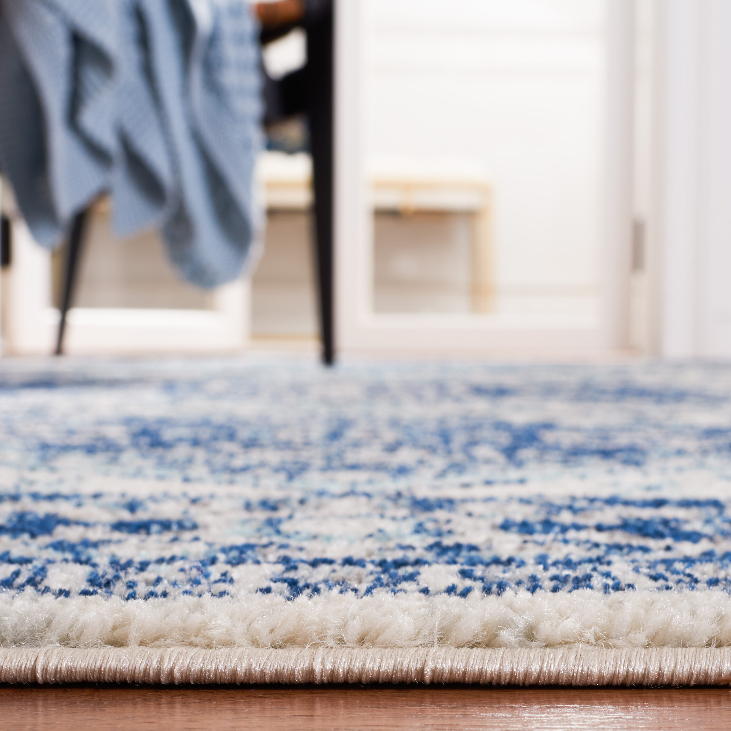 Safavieh TUL285B-7SQ rugs - View #4