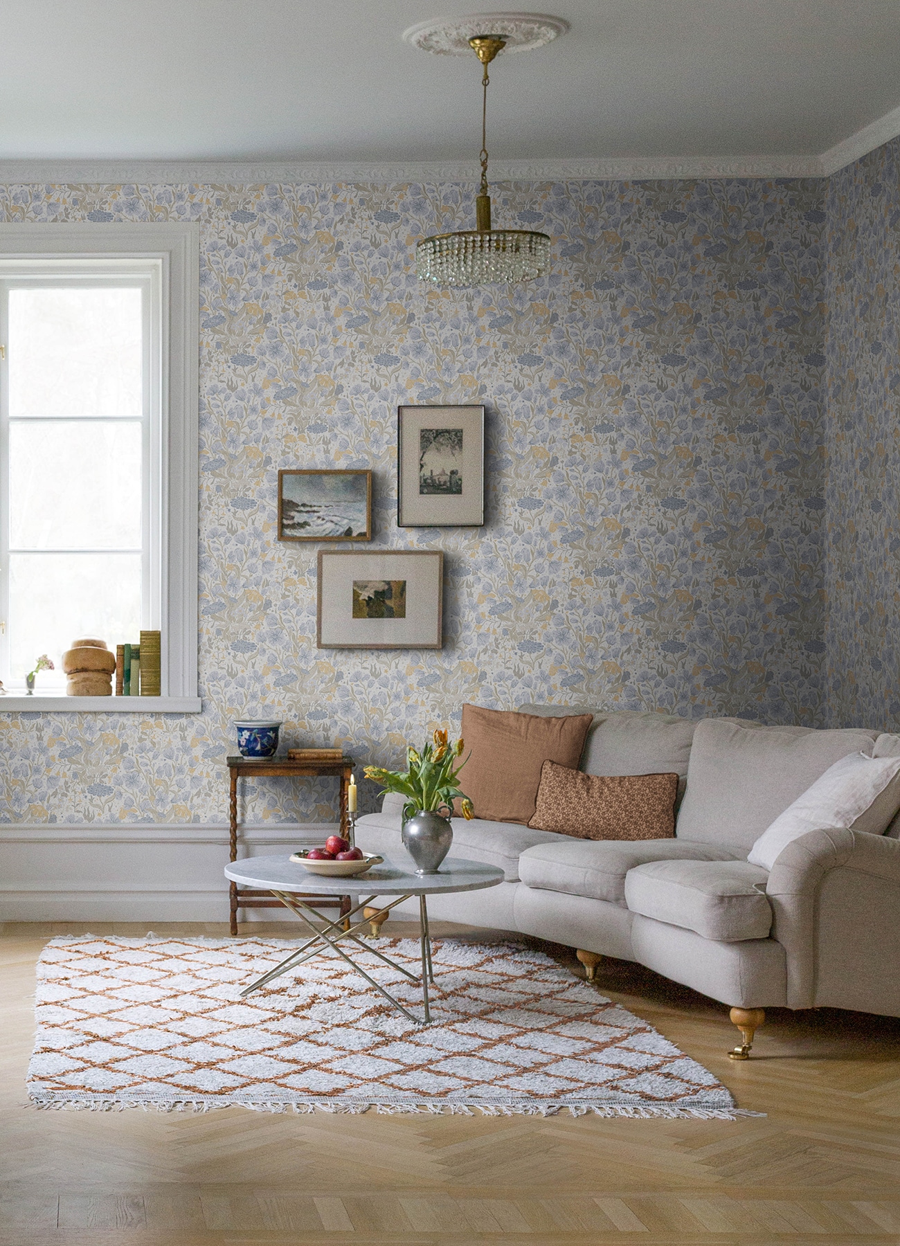 Light Blue and Cream Floral Non-Pasted Wallpaper Roll