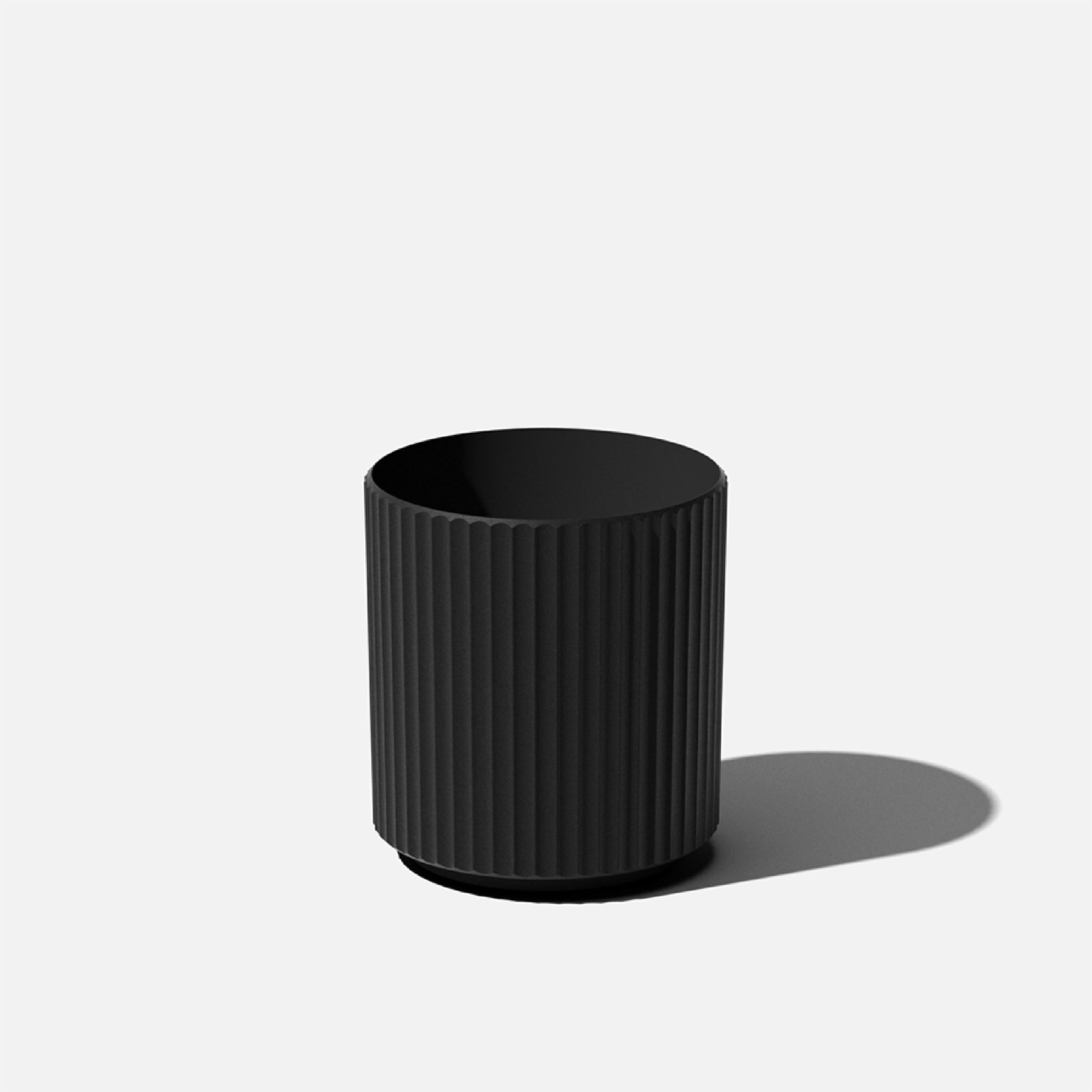 Veradek DMV12B Round 11.25-in W Medium Black Plastic Indoor/Outdoor Planter with Drainage Holes
