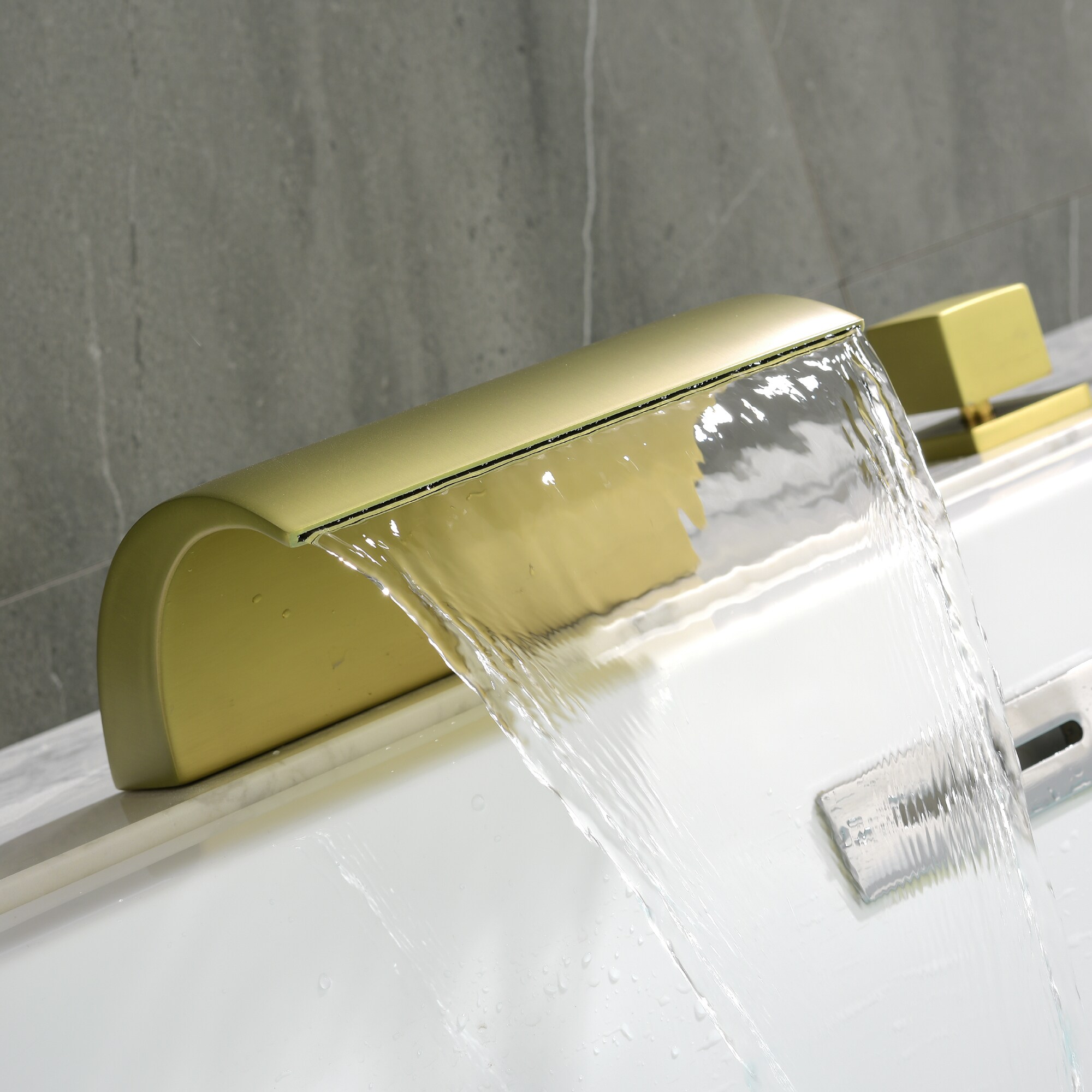 Clihome CSMD-BF17-20BG Roman-Tub-Faucets - View #9
