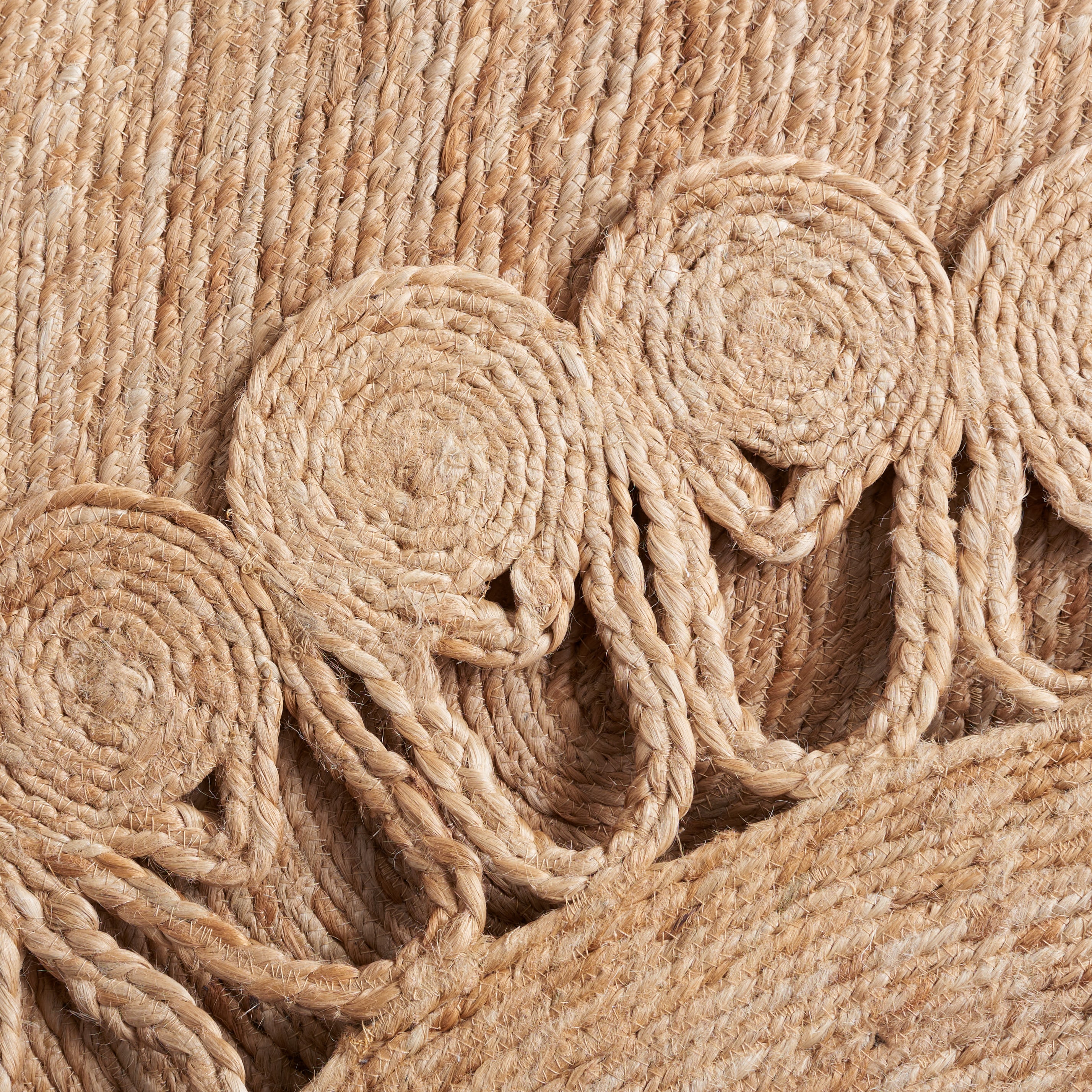 Handwoven Natural Jute Round Area Rug with Looped Edge