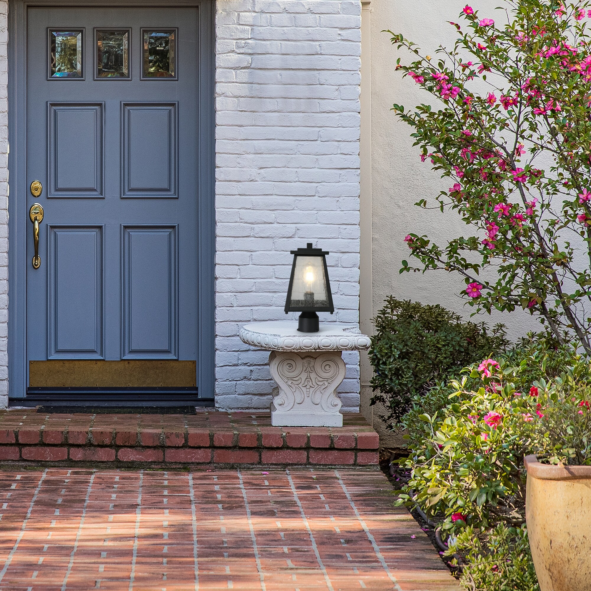 LNC AE2UAEHD1870219 Post-Lights - View #6