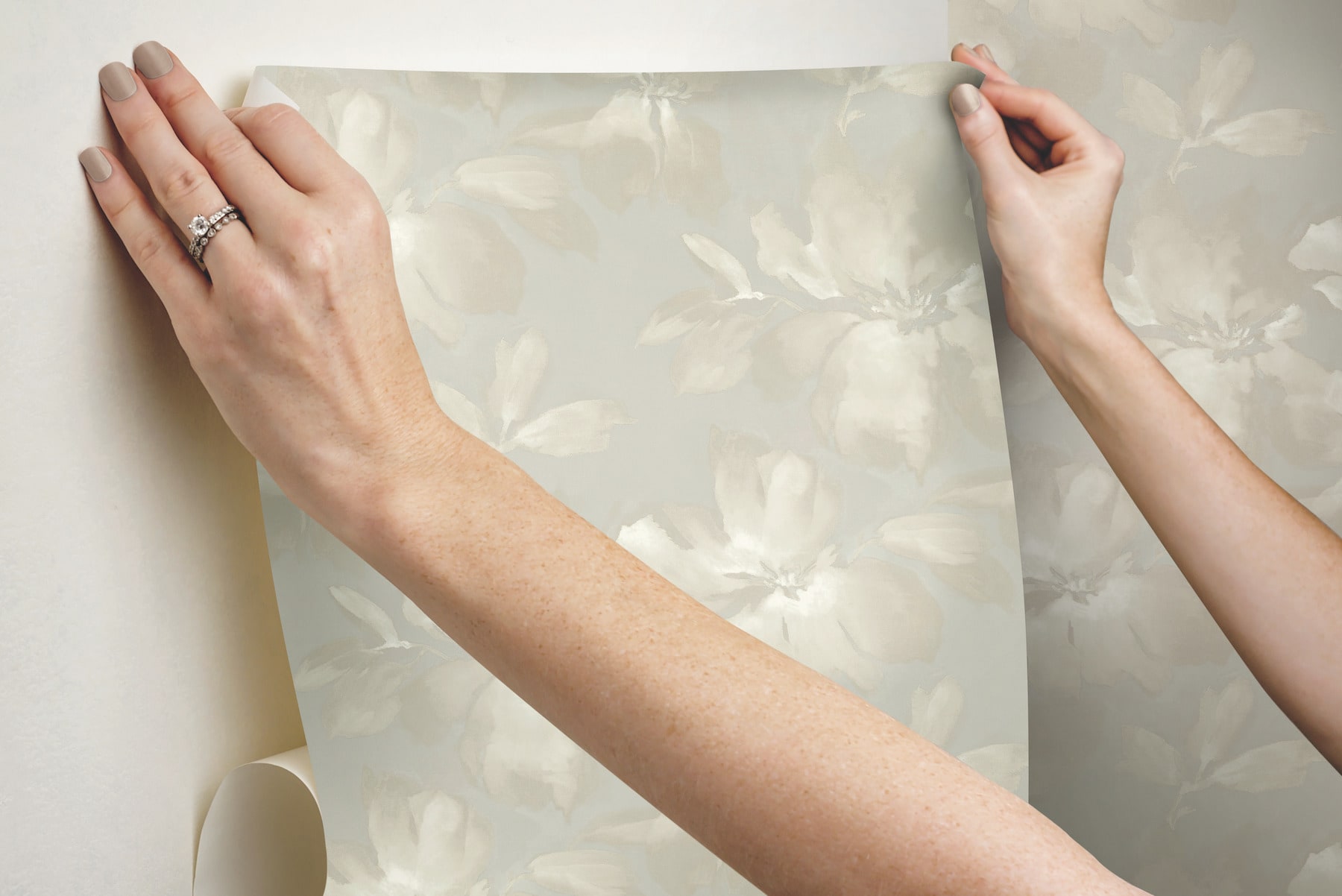 Neutral Floral Peel and Stick Vinyl Wallpaper Roll