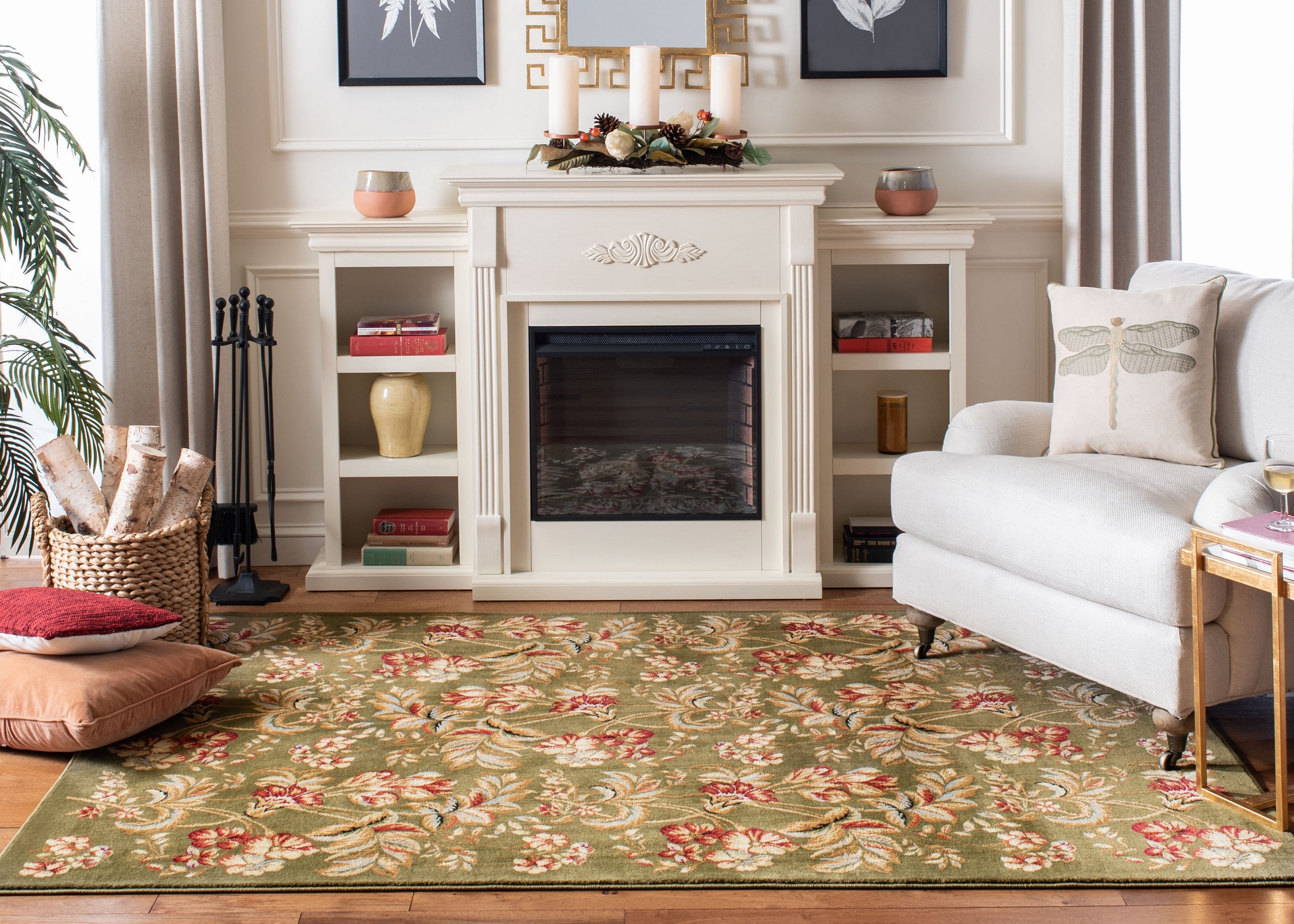 Handmade Sage and Red Synthetic Floral Area Rug, 5'3" x 7'6"