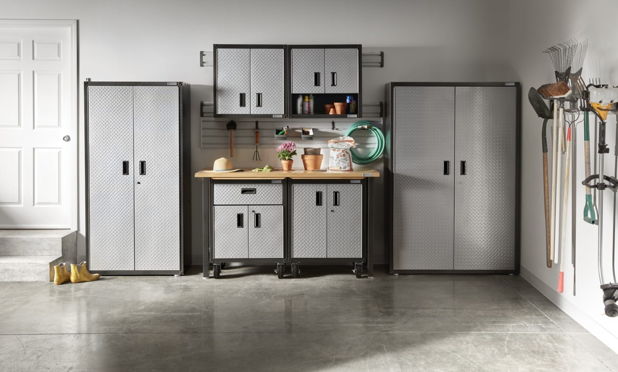 Gladiator Ready-to-Assemble Extra Large GearBox 48-in W x 72-in H
