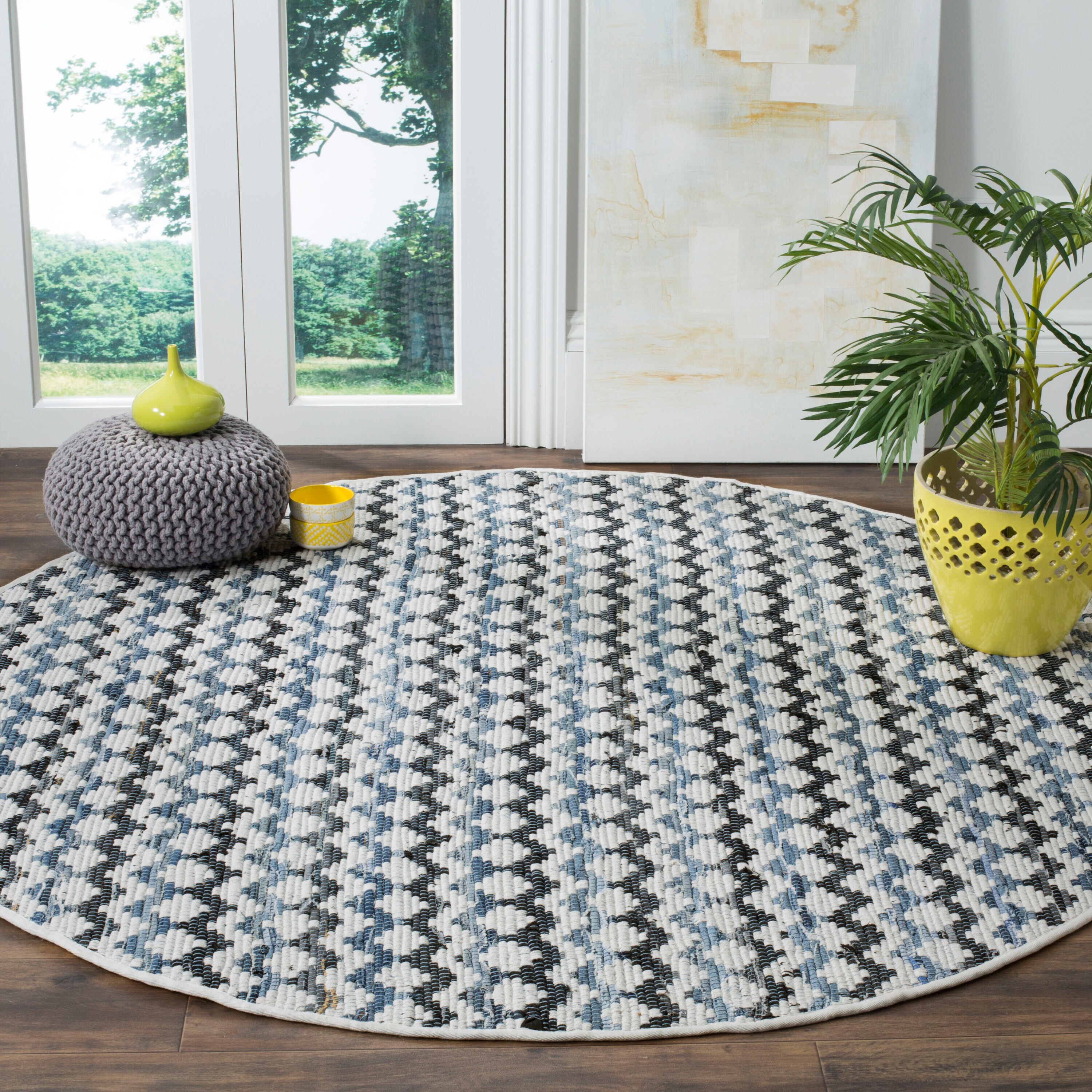 Safavieh MTK120A-4R Montauk Surfside 4 x 4 (ft) Cotton Ivory Blue/Black Round Indoor Geometric Coastal Area rug
