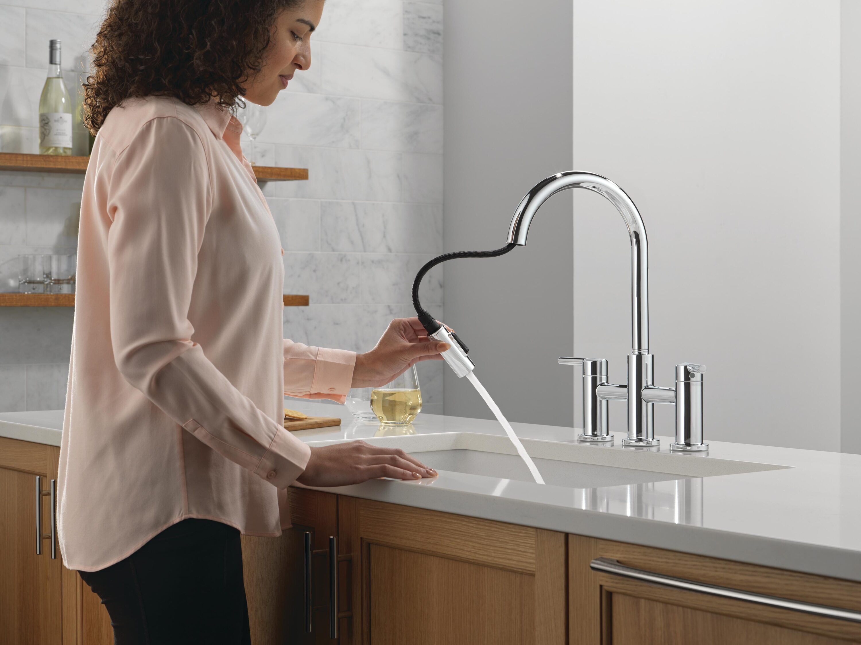 Delta 39876LF Kitchen-Faucets - View #2