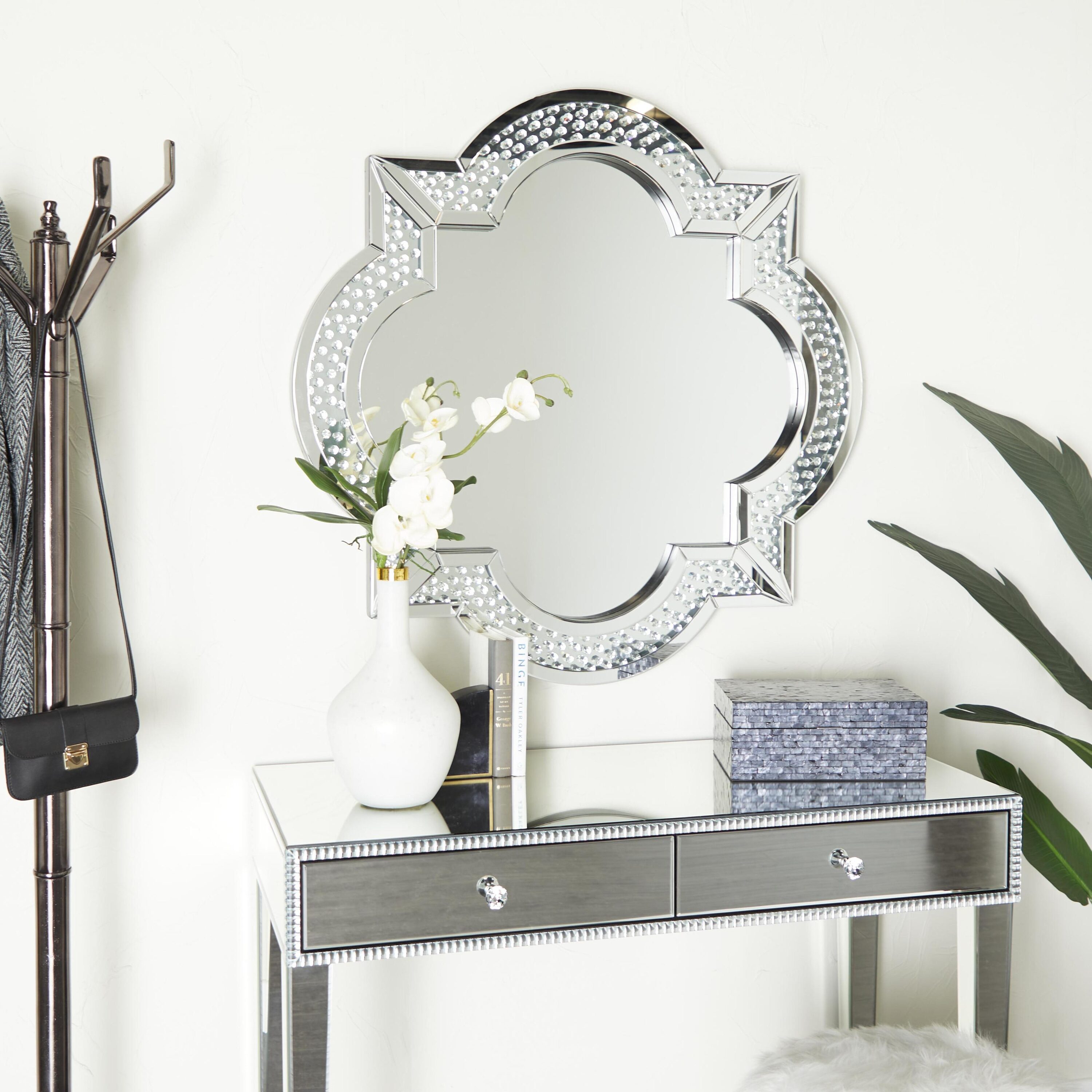 Grayson Lane 67986 39.25-Inches W x 39.25-Inches H Round Silver Quatrefoil Framed Wall Mirror
