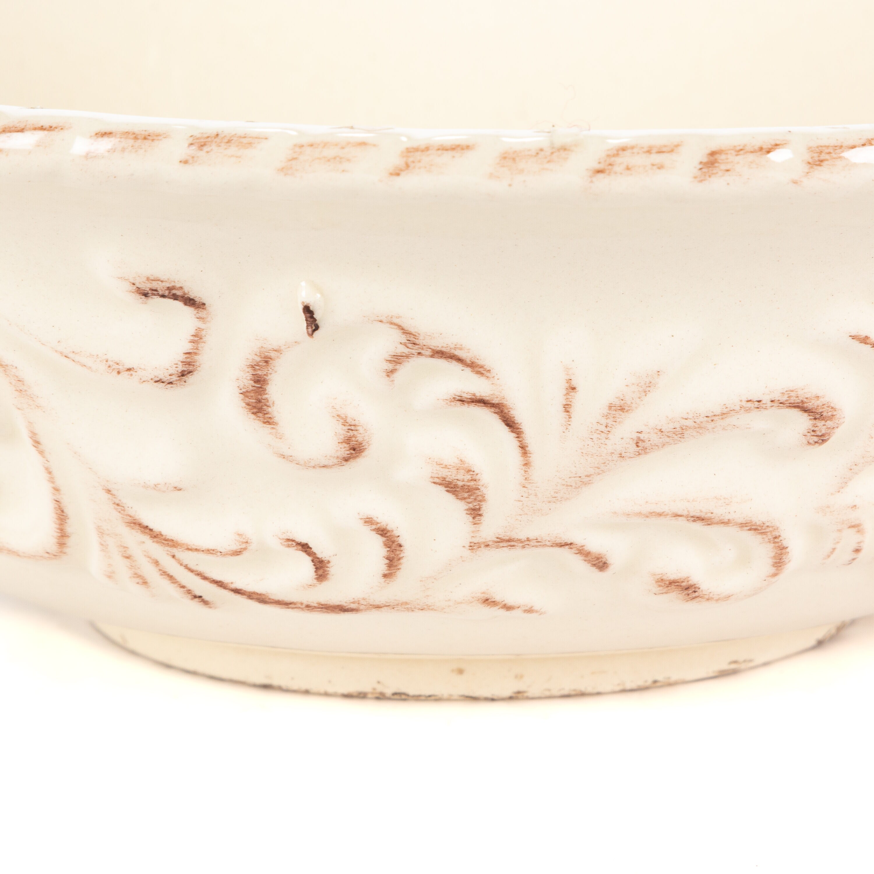 GG Collection Cream Stoneware Loaf Dish in Metal Acanthus Leaf Base