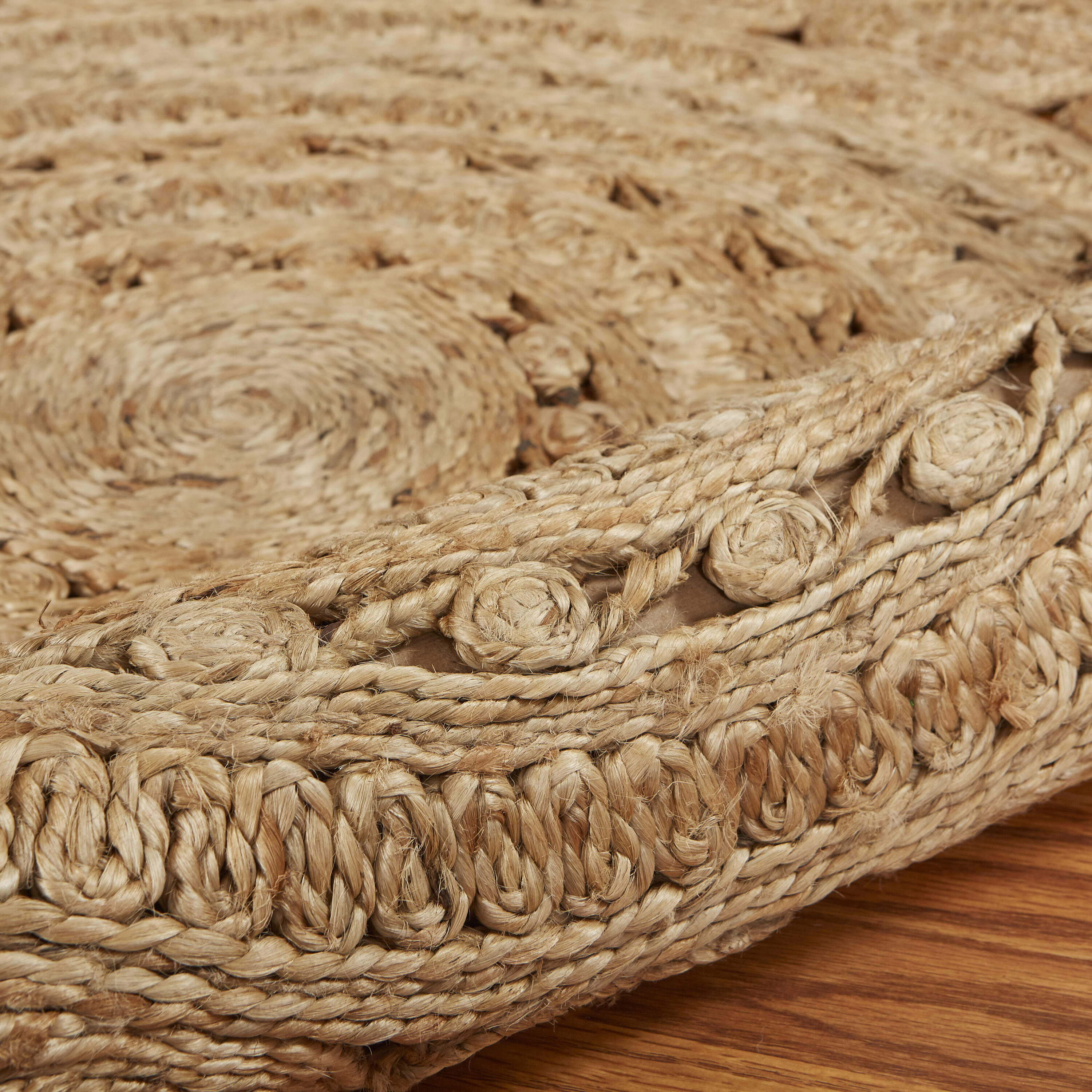 Handmade Natural Jute Braided Round Area Rug, 4' x 4'