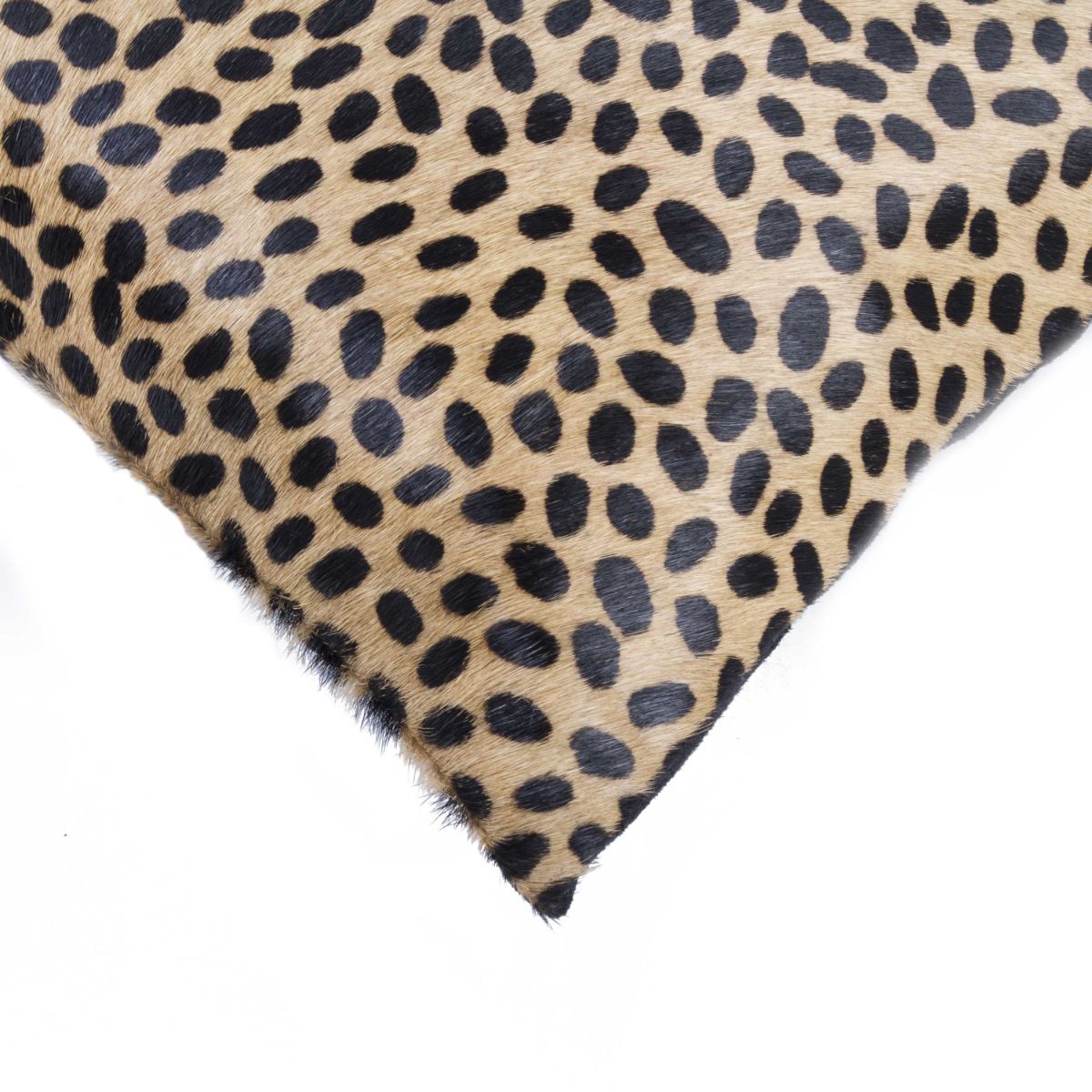 HomeRoots Josephine 20-in x 12-in Cheetah Indoor Decorative Pillow at ...
