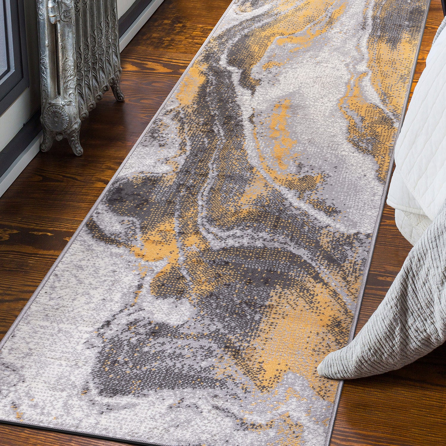 World Rug Gallery 2091YELLOW2X7 2 x 7 (ft) Loomed Polypropylene Yellow Rectangular Indoor Distressed/Overdyed Runner rug