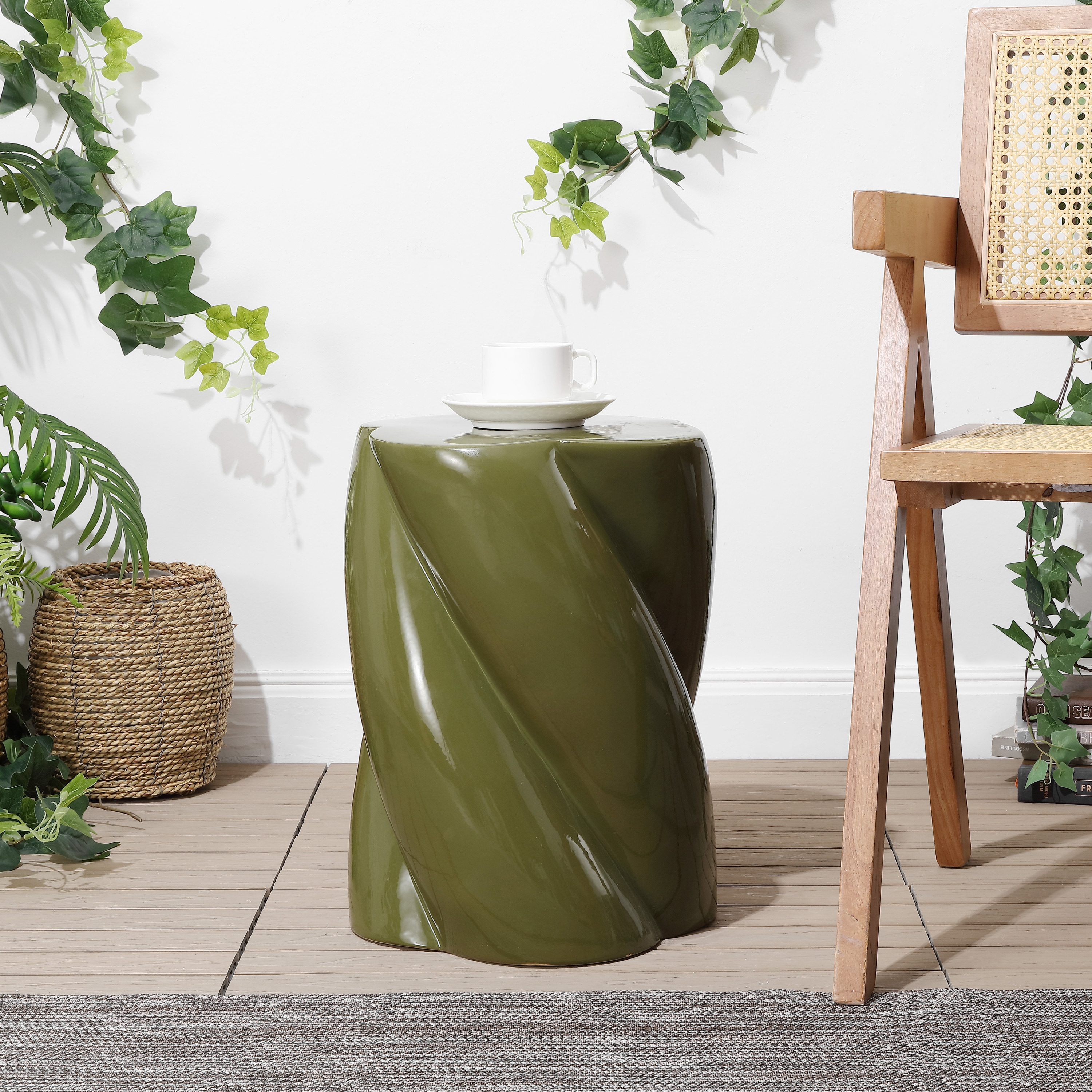 JONATHAN Y Yves Minimalist Rope Twist 17.5-in Forest Green Ceramic Barrel Garden Stool #TBL1036D