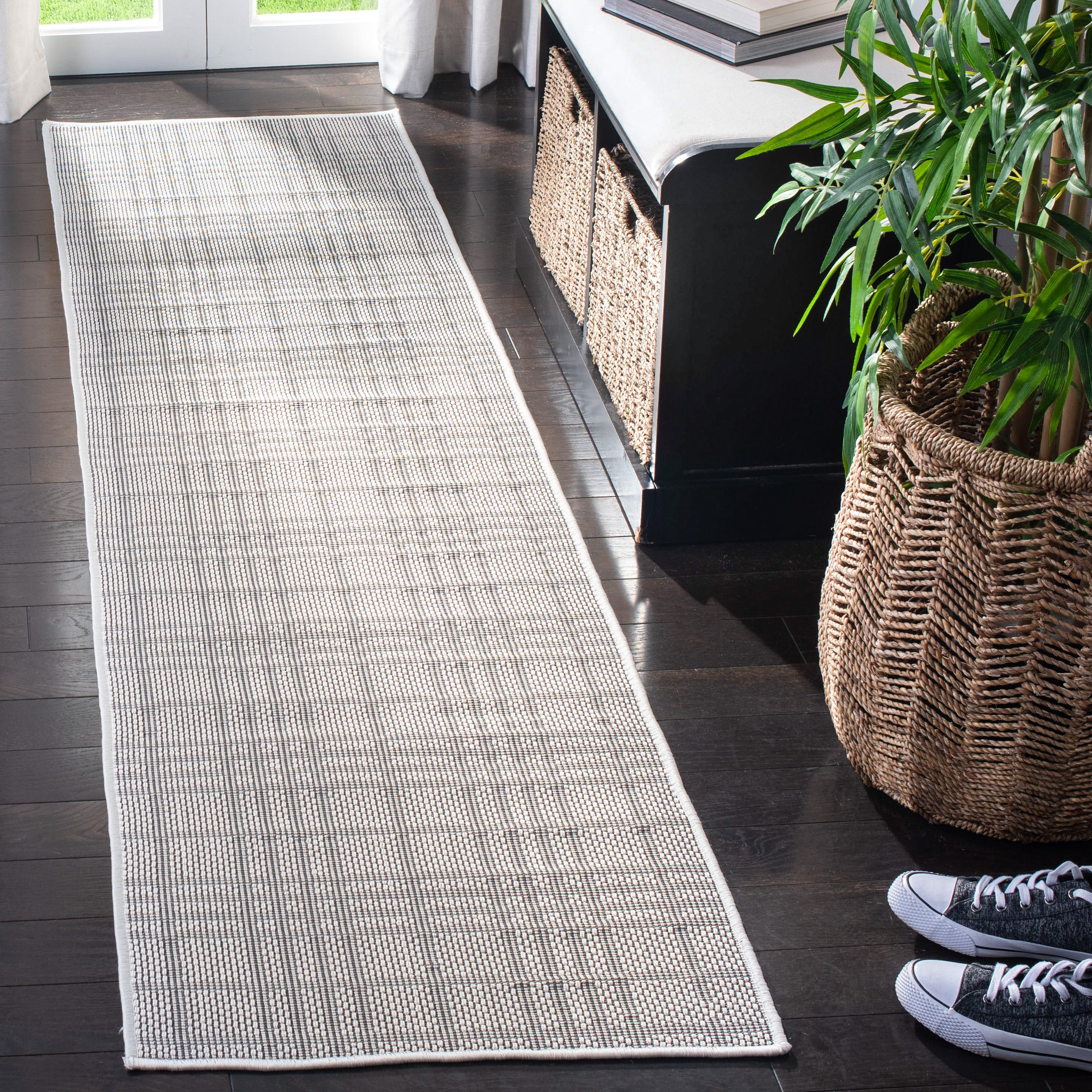 Safavieh BMU802A-212 Bermuda 800 Blanche 2 x 12 (ft) Loomed Polypropylene Ivory/Light Gray Rectangular Indoor/Outdoor Geometric Bohemian/Eclectic Runner rug