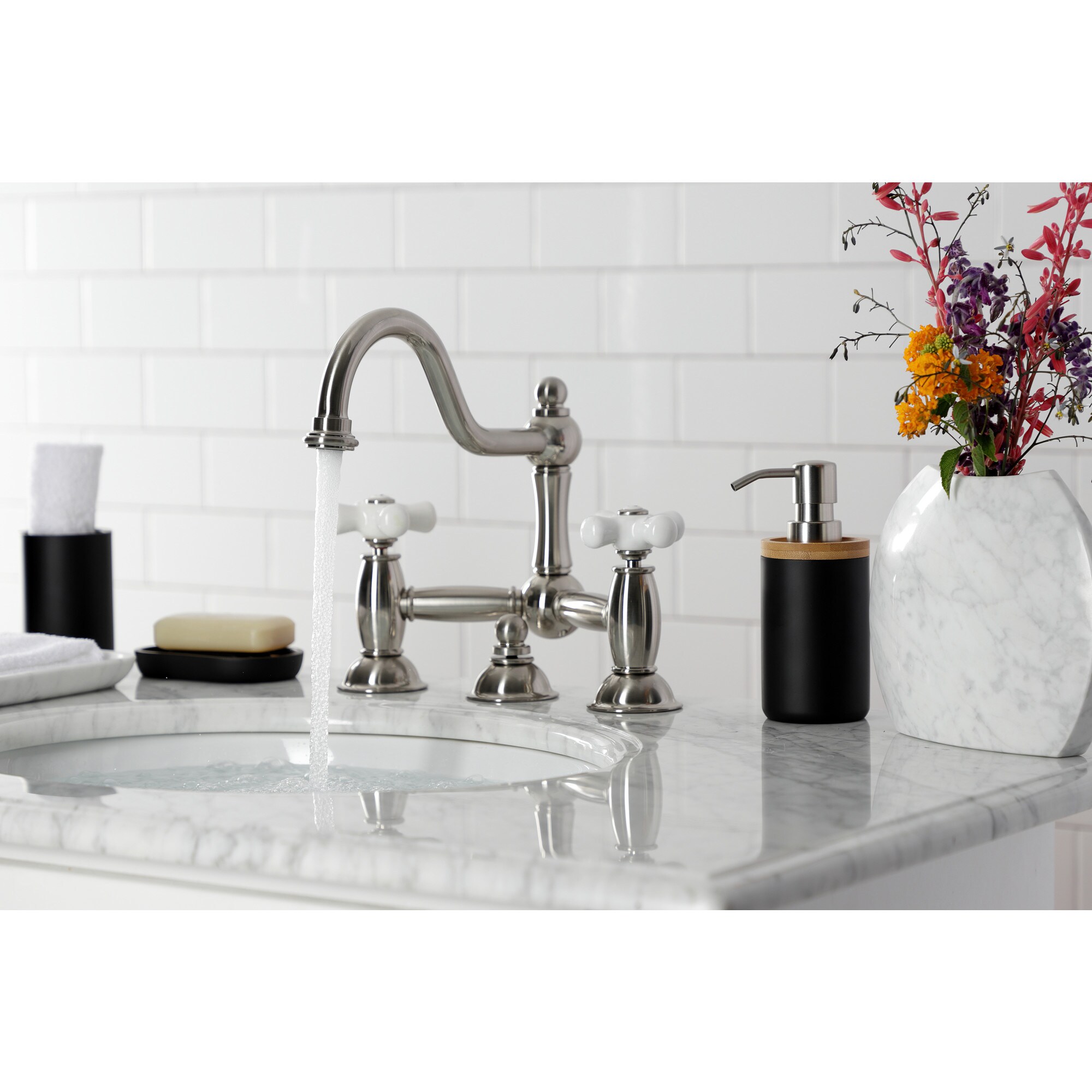 Kingston Brass WLKS3918PX Lavatory-Faucets - View #4