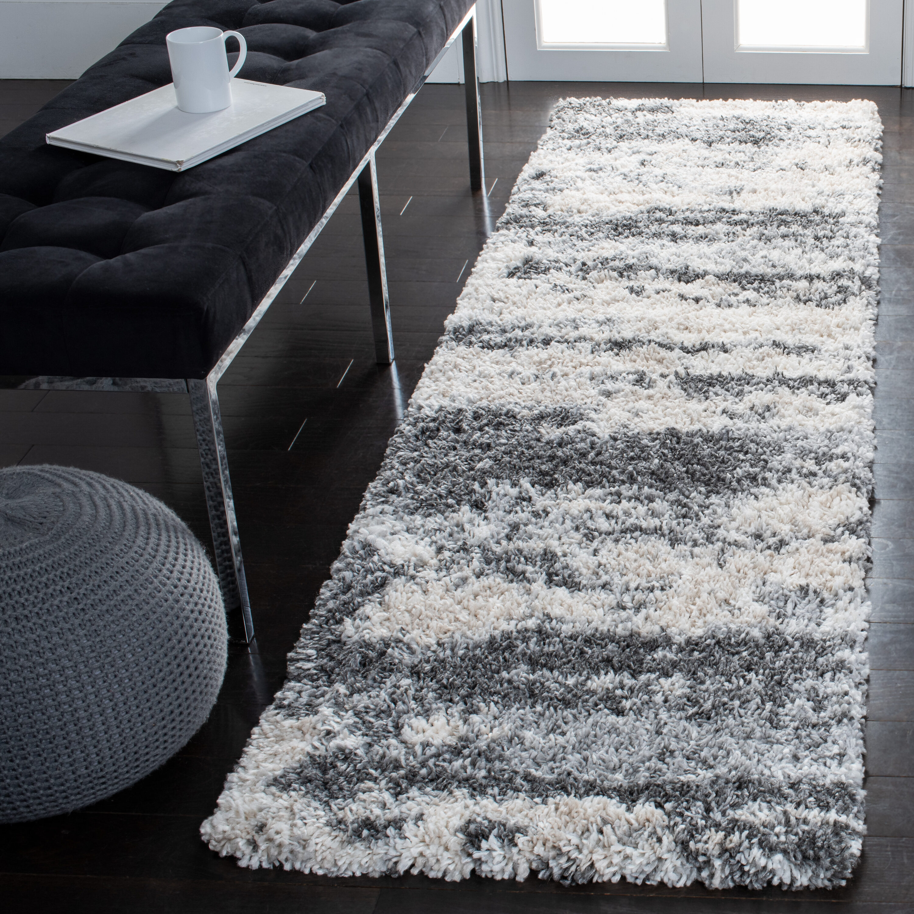 Safavieh - Fontana Shag 853G Grey / Ivory 2ft-3in x 12ft