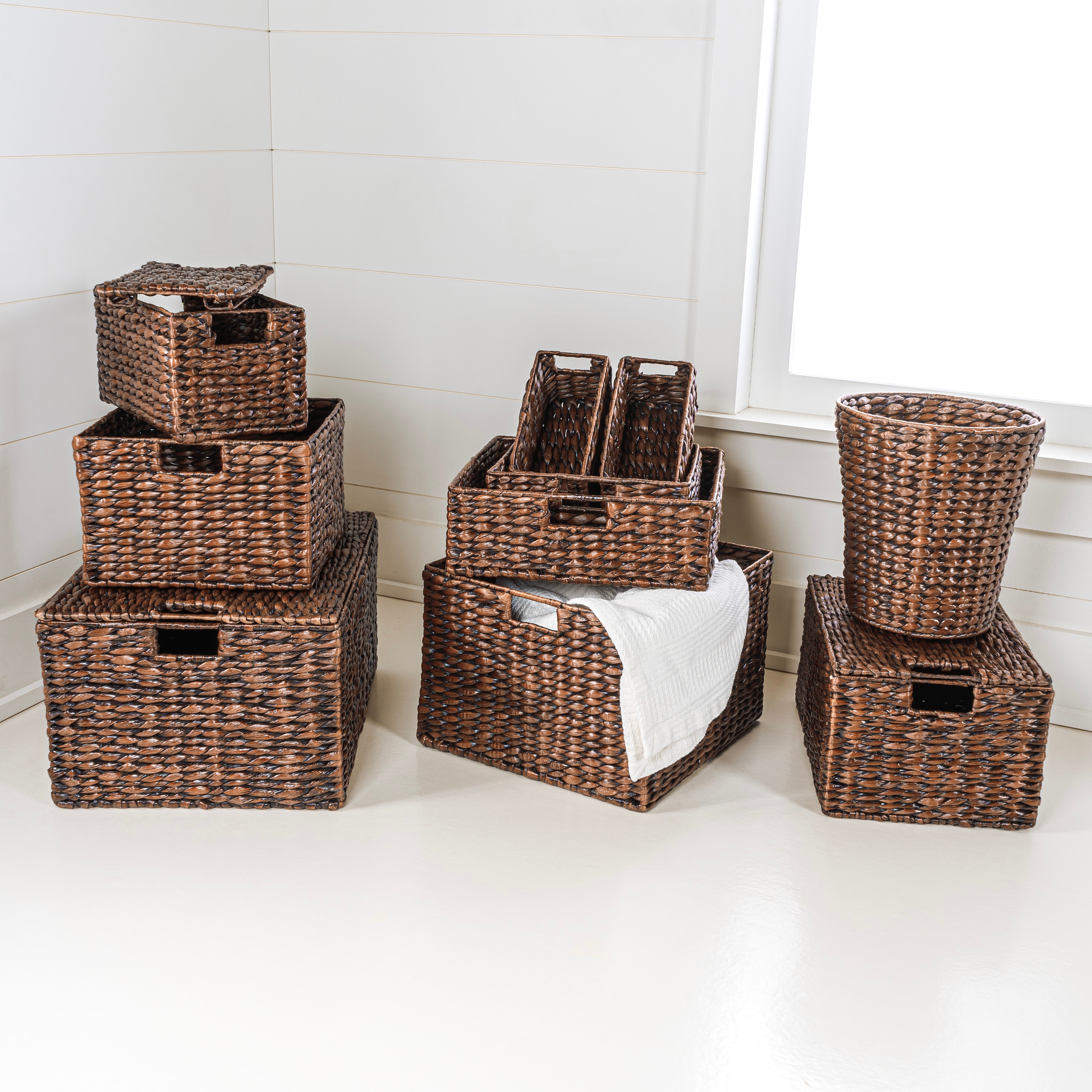 happimess BSK1010B-10SET 10 -Pack Traditional Assorted Hand-Woven Hyacinth/Iron Baskets ( 21.65-in W x 16.14-in H x 27.16-in D ) Dark Brown Wash Water hyacinth Stackable Basket