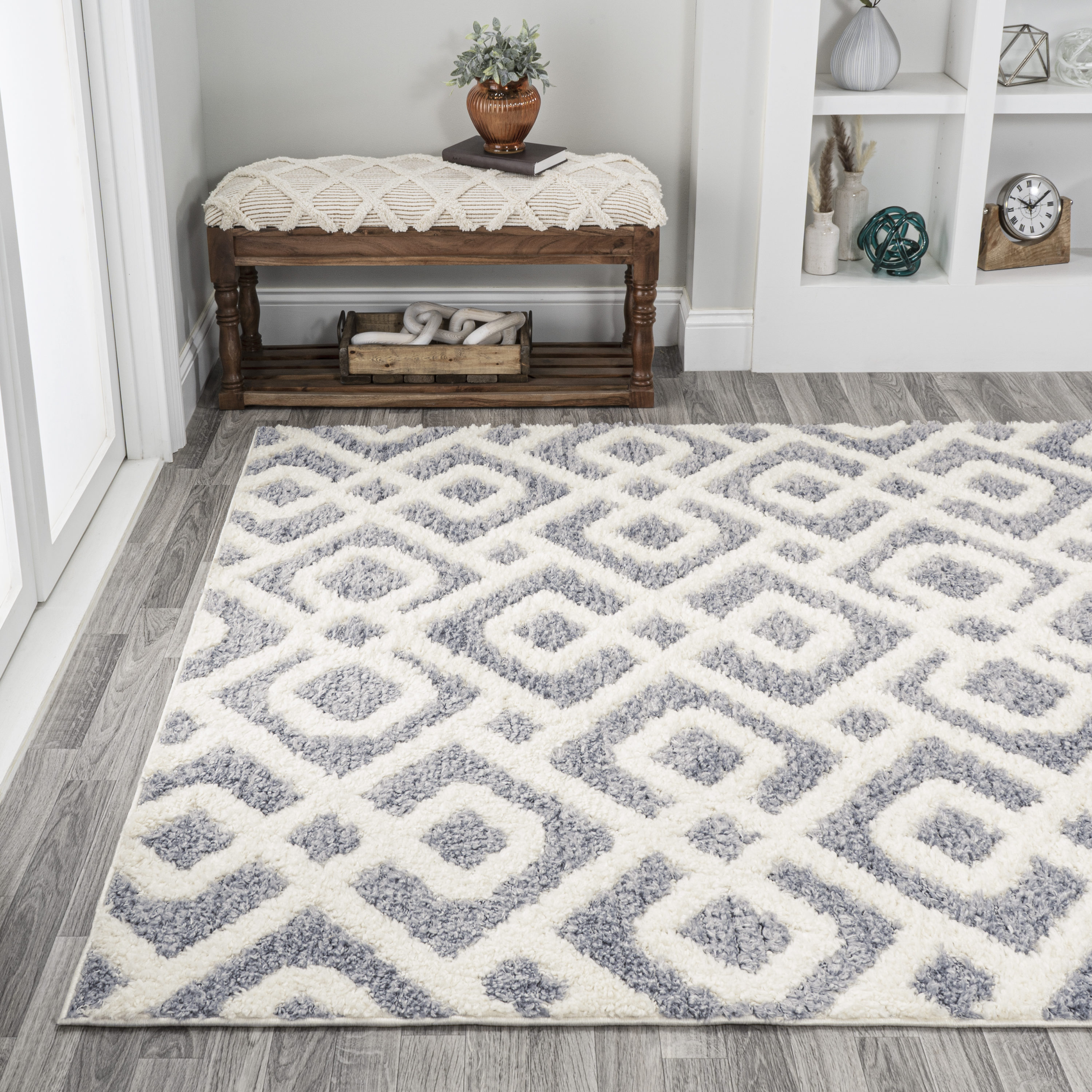 Cream/Gray 4' x 6' Reversible Trellis Synthetic Area Rug