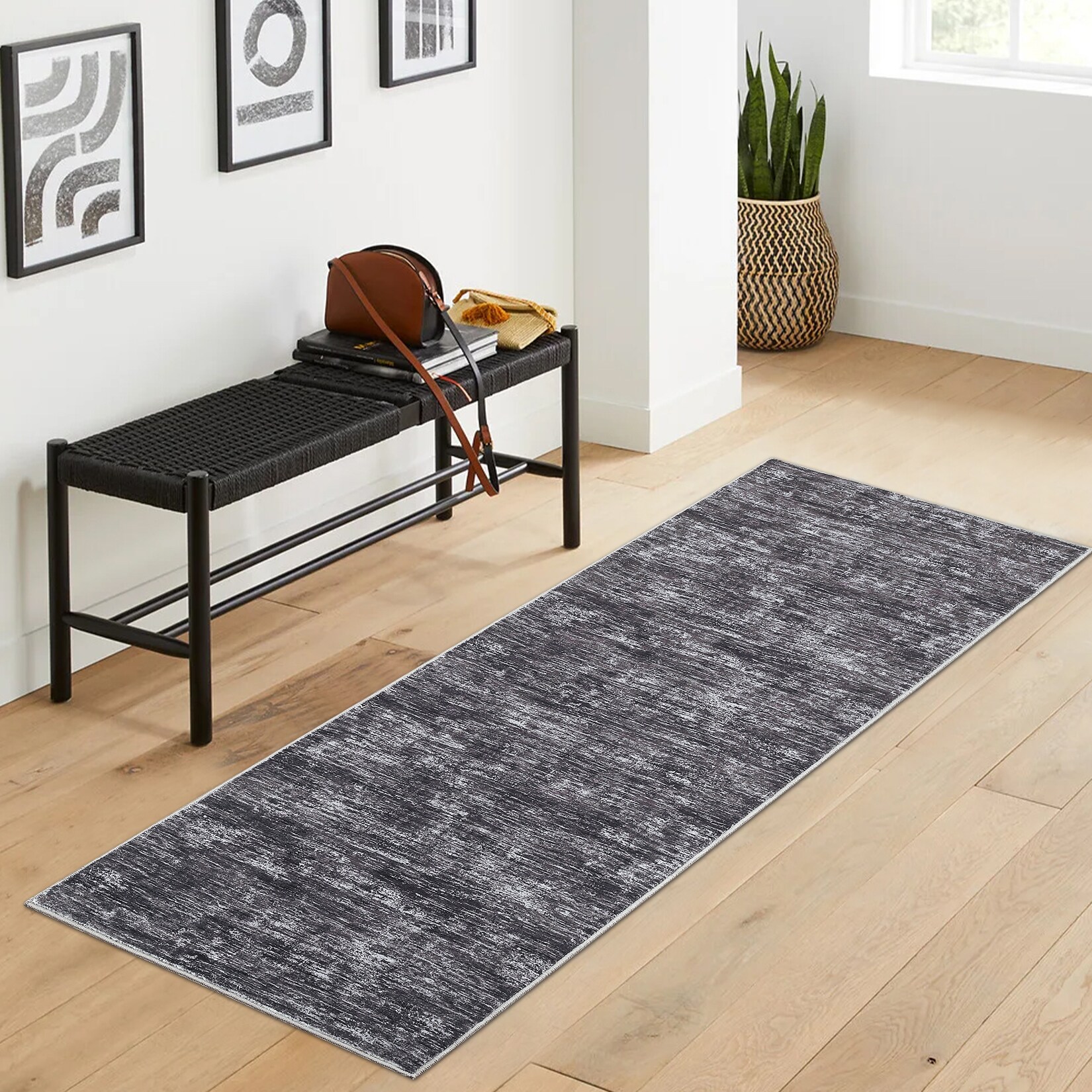 Qeetex SUNNY-PHO-16OW37PJ rugs - View #2