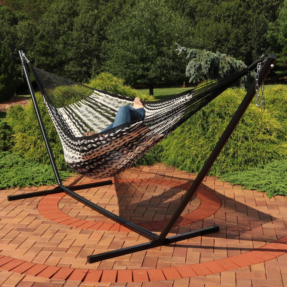 Sunnydaze Decor HM24BNBLK COMBO Sunnydaze Hand-Woven 2 Person Mayan Hammock with Stand Black and White Woven Hammock with Stand