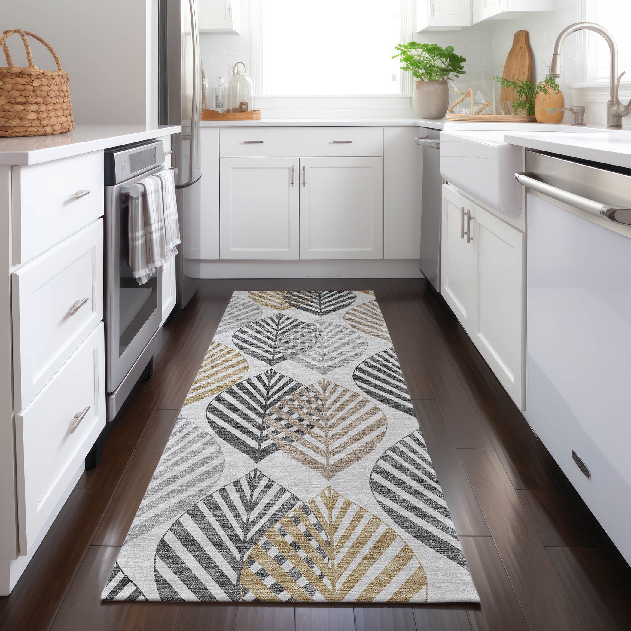 Addison Rugs ACN744SV2X8 Chantille ACN744SV 2 x 7 (ft) Polyester Silver Rectangular Indoor/Outdoor Geometric Machine washable Area rug