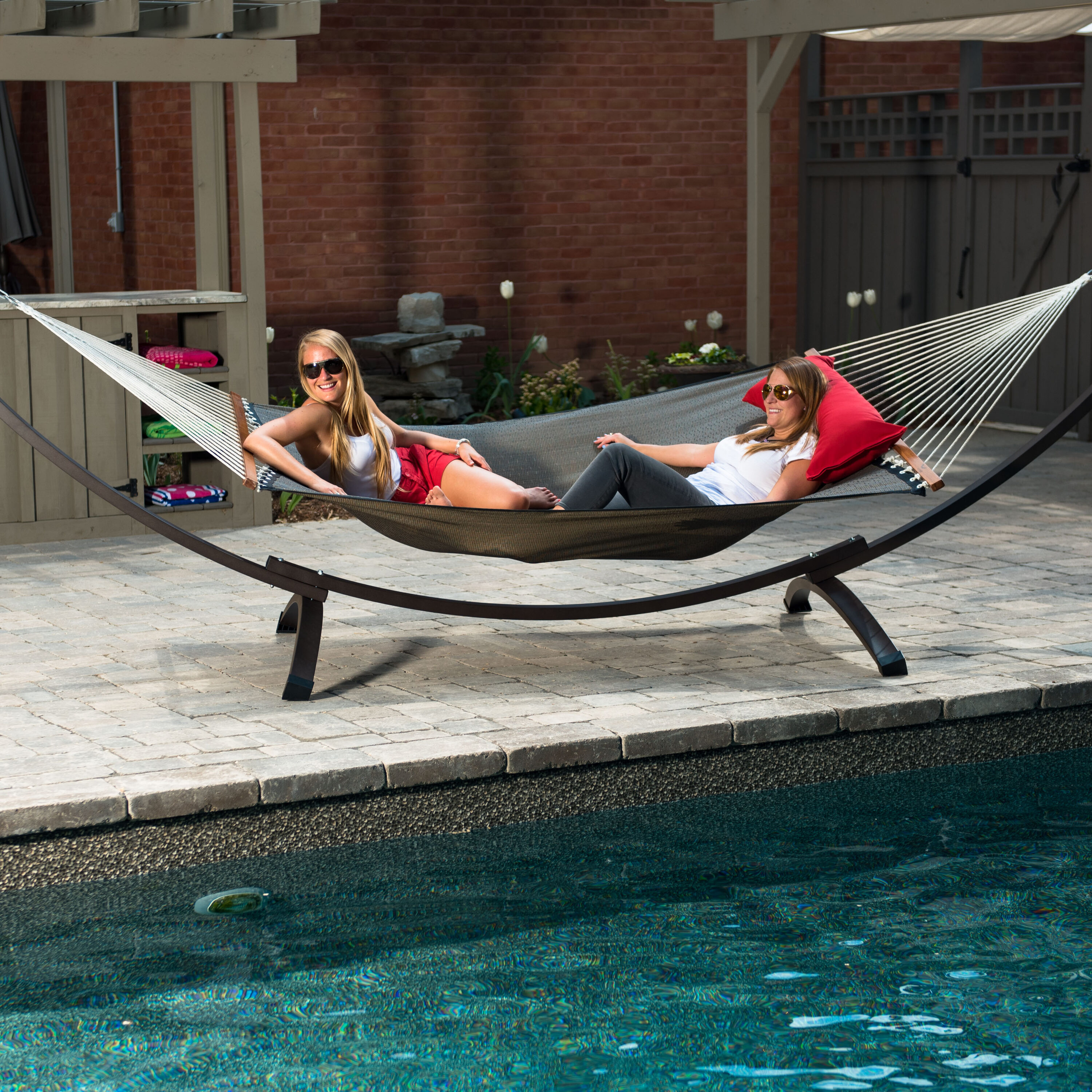 Vivere Sienna Textilene Double Poolside Hammock with Hardwood Spreaders