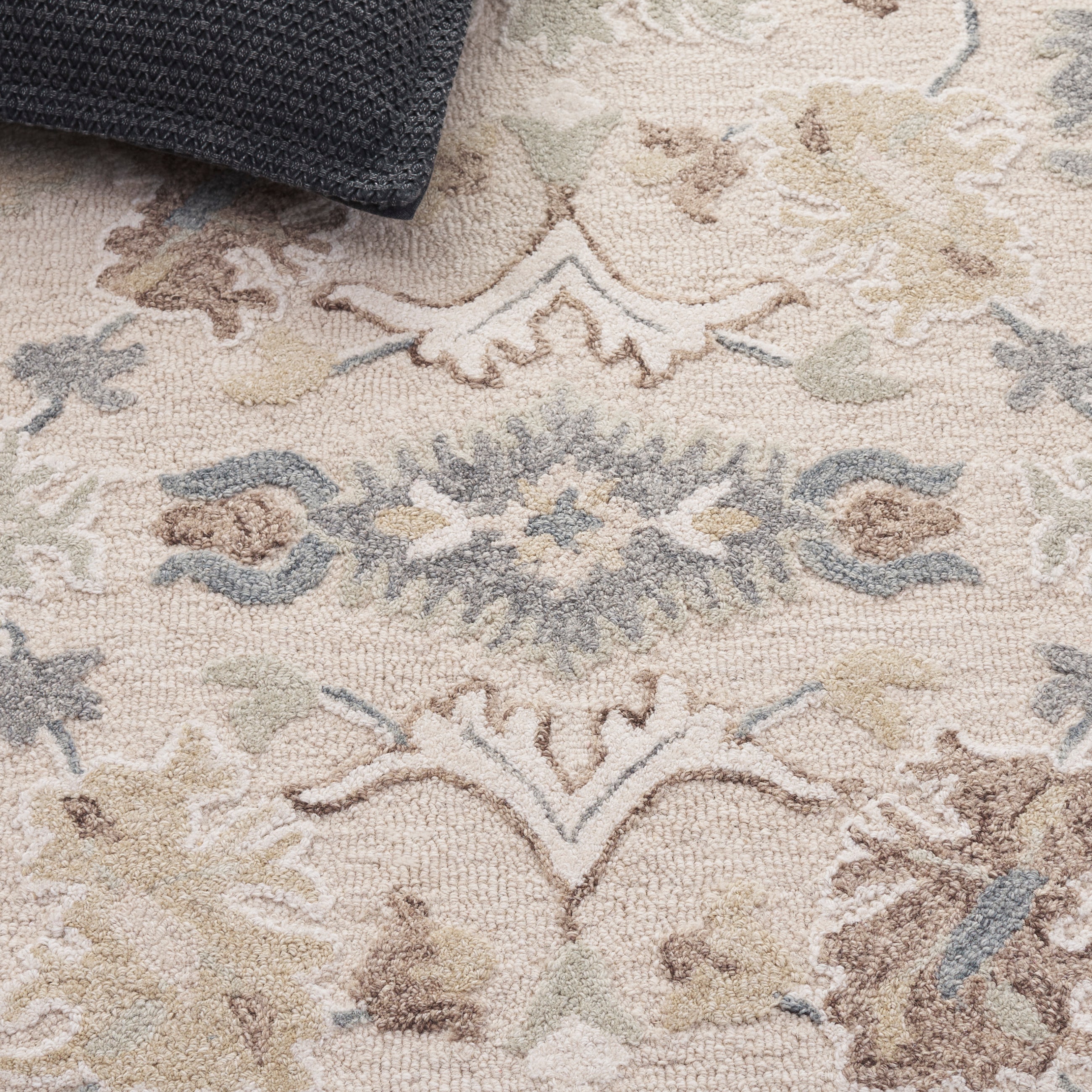 Safavieh EBN680B-8 rugs - View #5