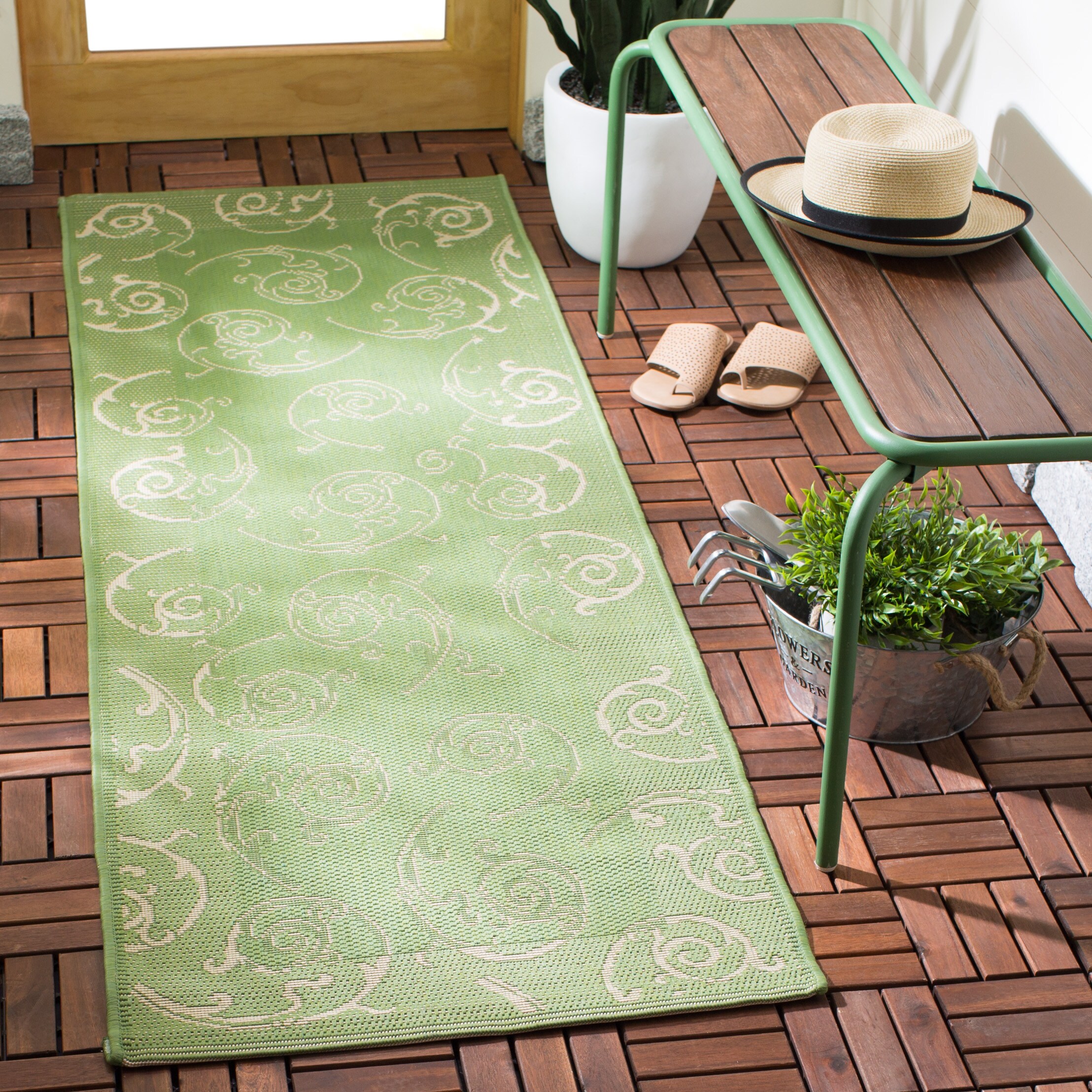 Safavieh CY2665-1E06-210 Courtyard Scrolls 2 x 10 (ft) Loomed Polypropylene Olive/Natural Rectangular Indoor/Outdoor Floral/Botanical Coastal Runner rug