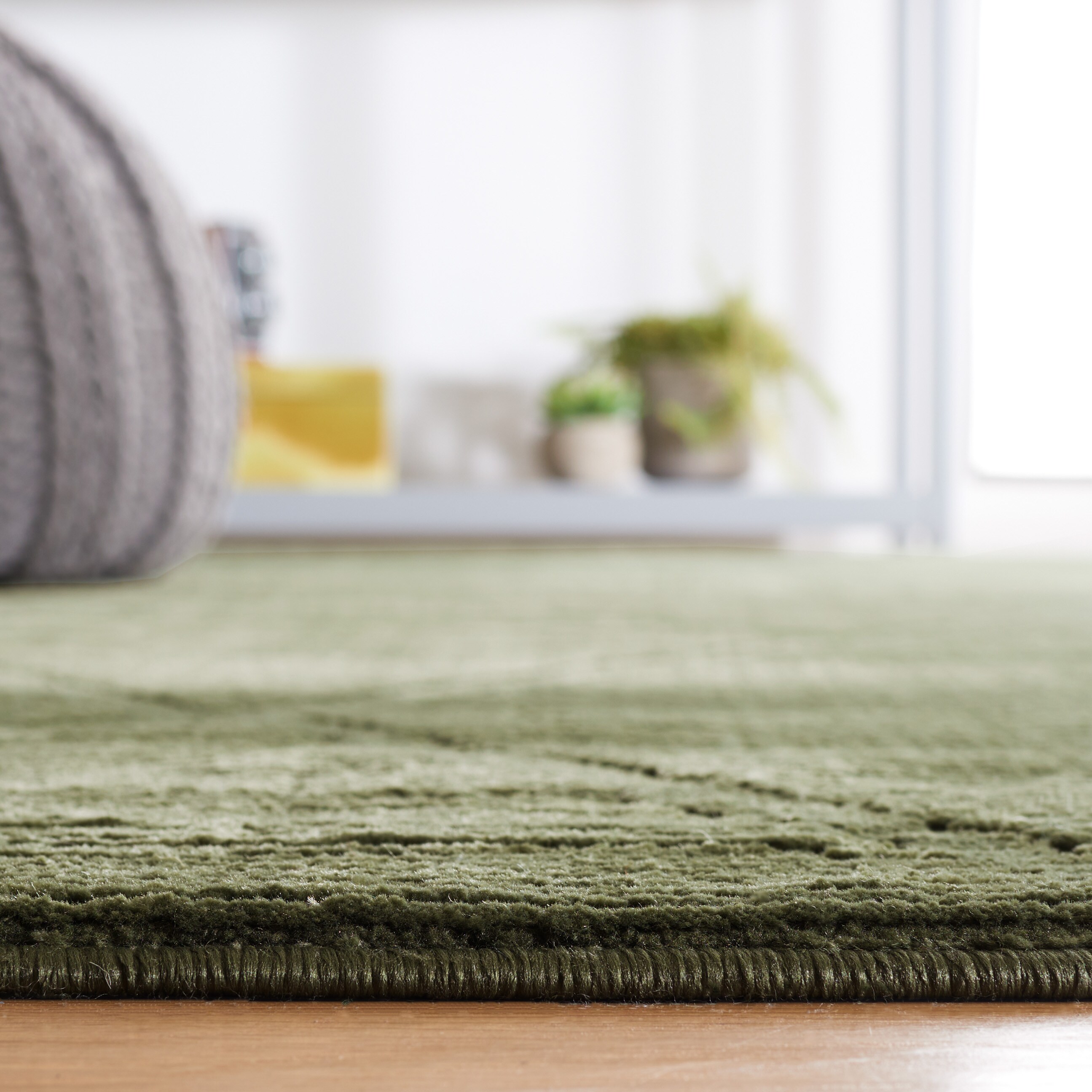 Safavieh REV104Y-4 rugs - View #5