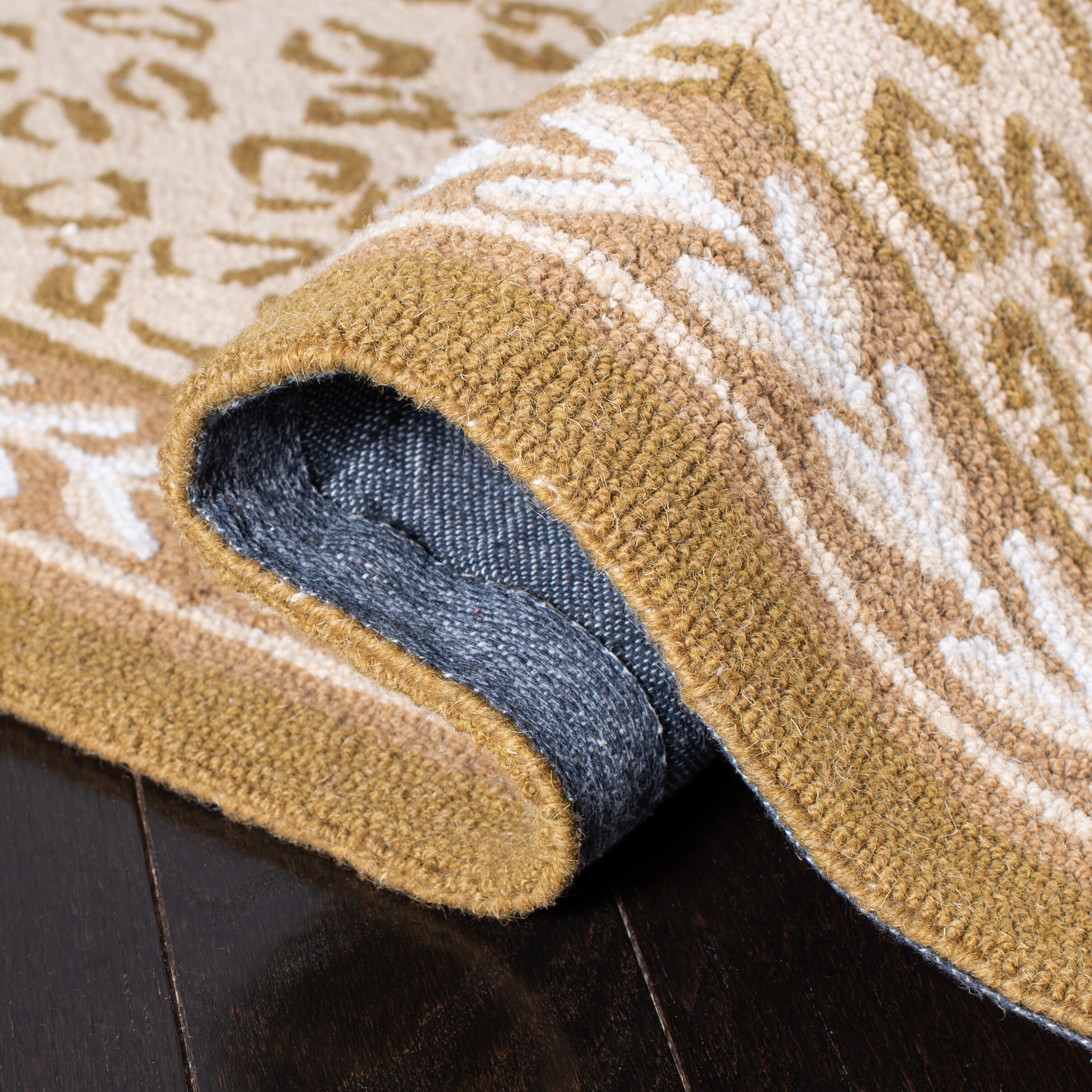 Safavieh HK15B-210 rugs - View #6