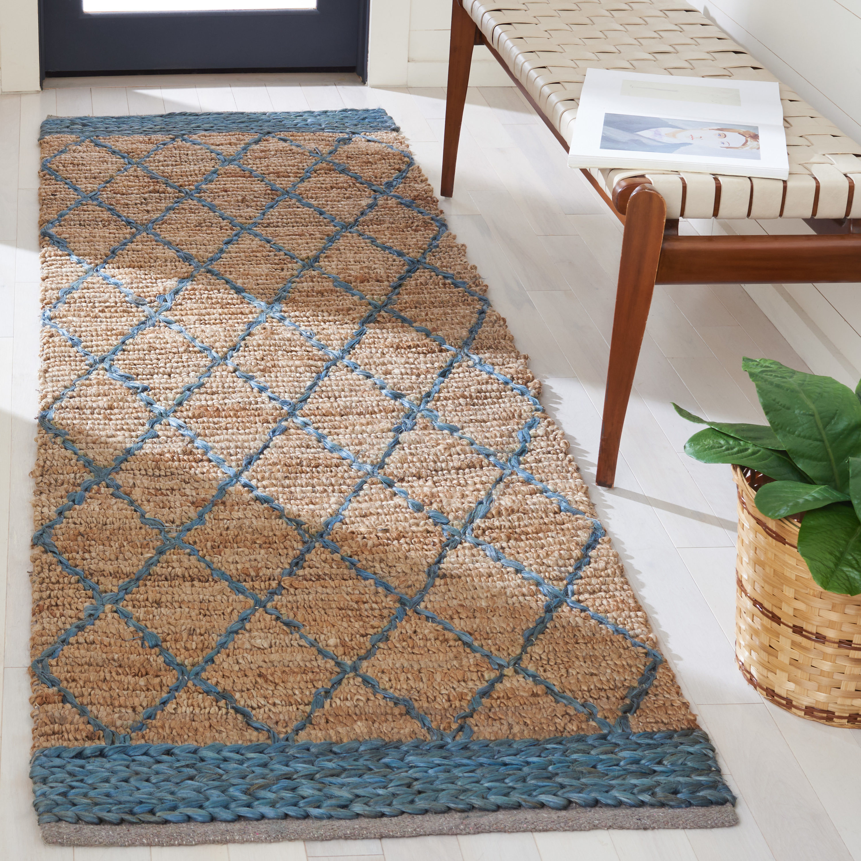 Safavieh NF951N-28 rugs - View #2