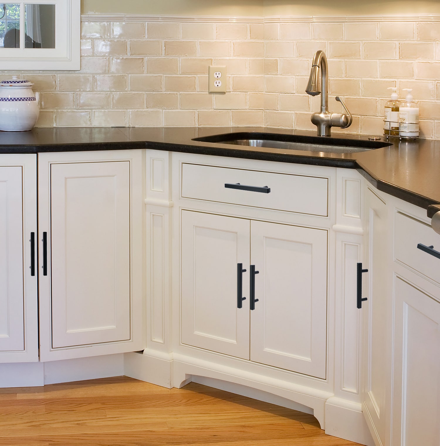 Utopia Alley HW436BK Cabinet-Knobs - View #7