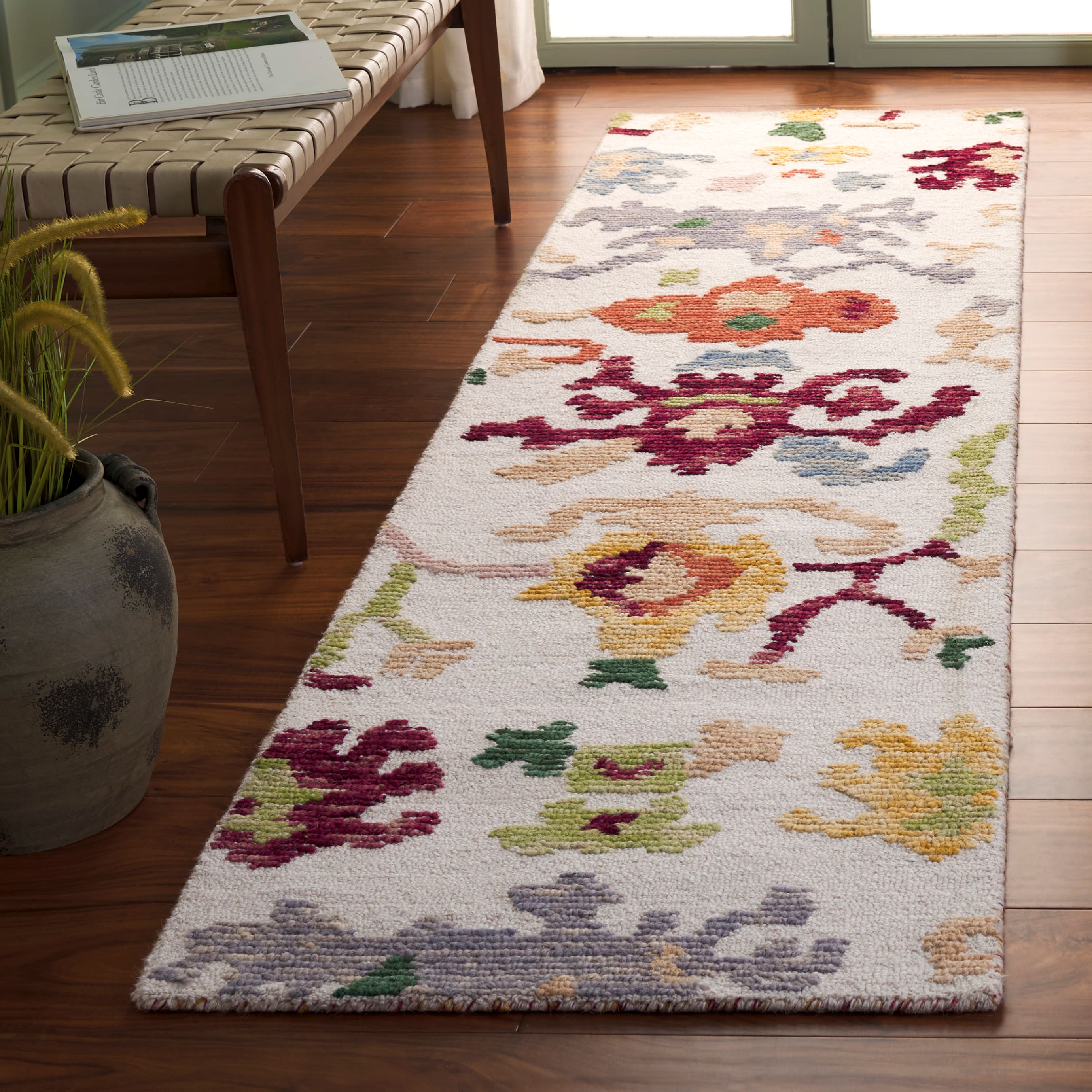  Aspen 101 Ivory/Red Bohemian 2ft-3in x 9ft Runner Rug